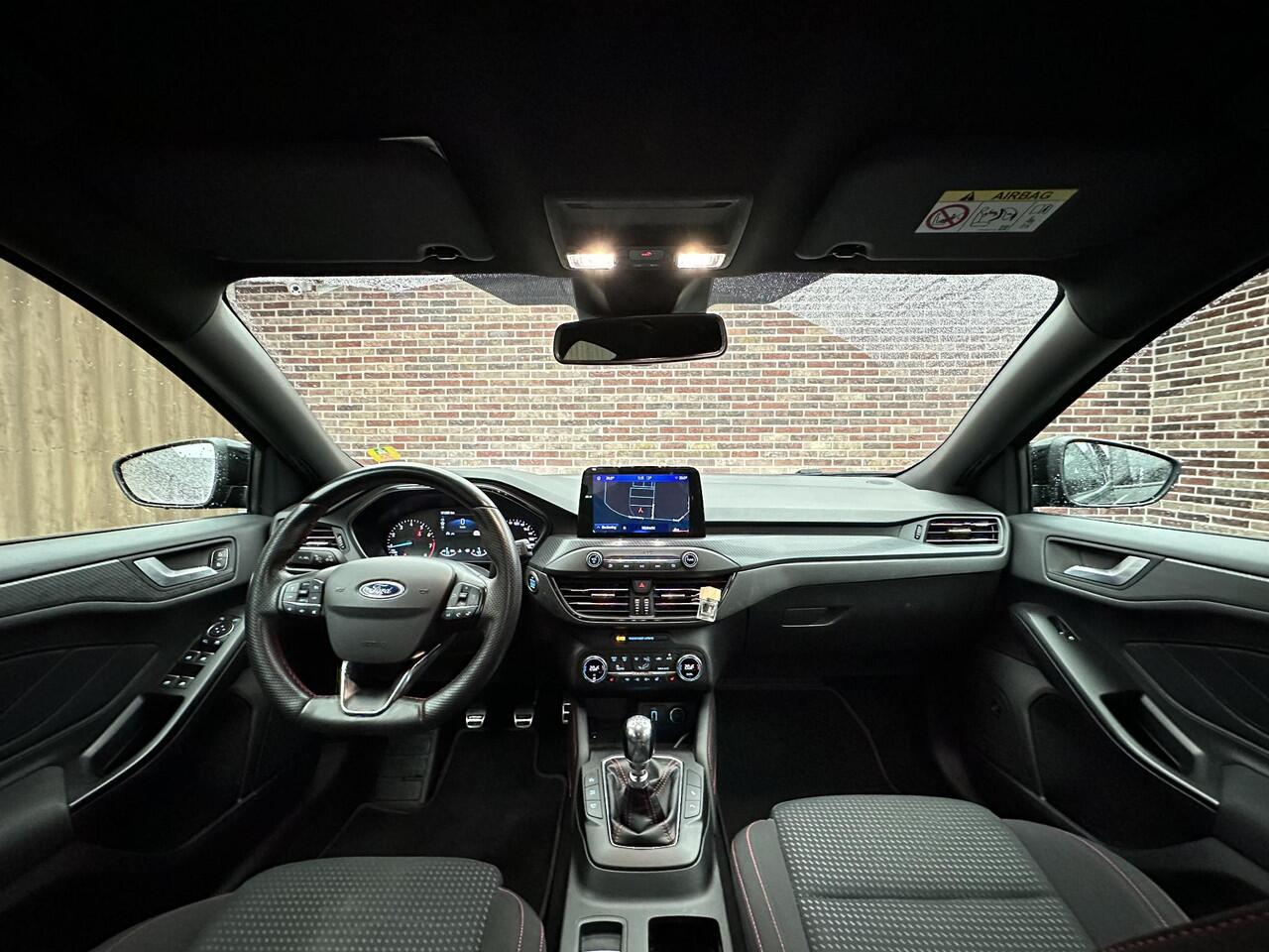 Ford FOCUS 1.0 EcoBoost ST Line Business | B&O| Adaptieve cruise| CarPlay|