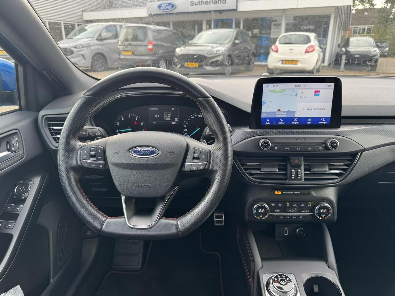 Ford FOCUS Wagon 1.5 EcoBoost ST Line Business 150pk Automaat Adaptieve Cruise | Winterpack | 18 inch | Rode Remklauwen | Full LED