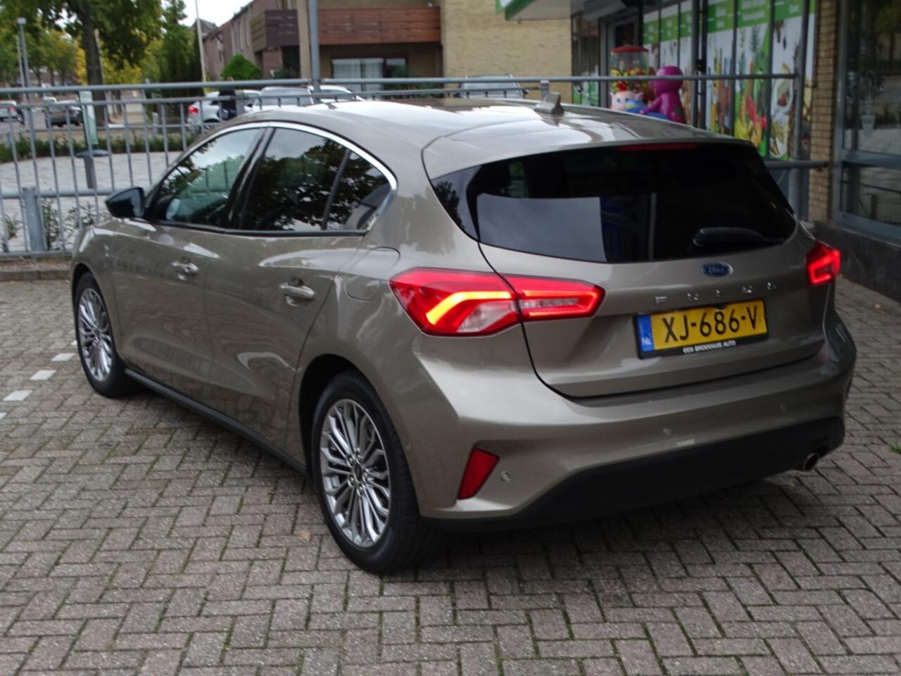 Ford FOCUS 1.0 ECOB. TIT. BNS Navi Camera