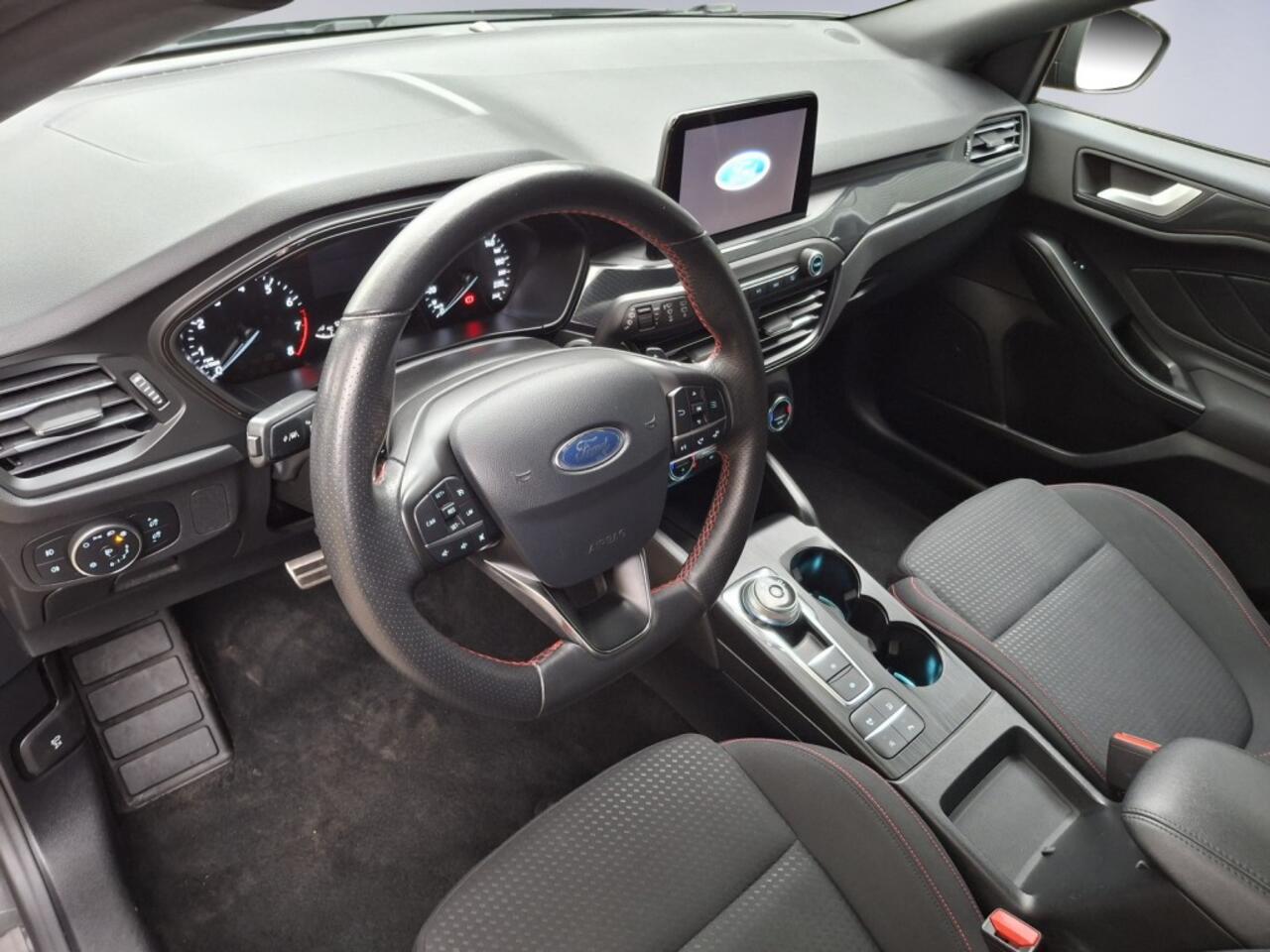 Ford FOCUS 1.0 1.0 EcoBoost Titanium ST Line Business Autom.