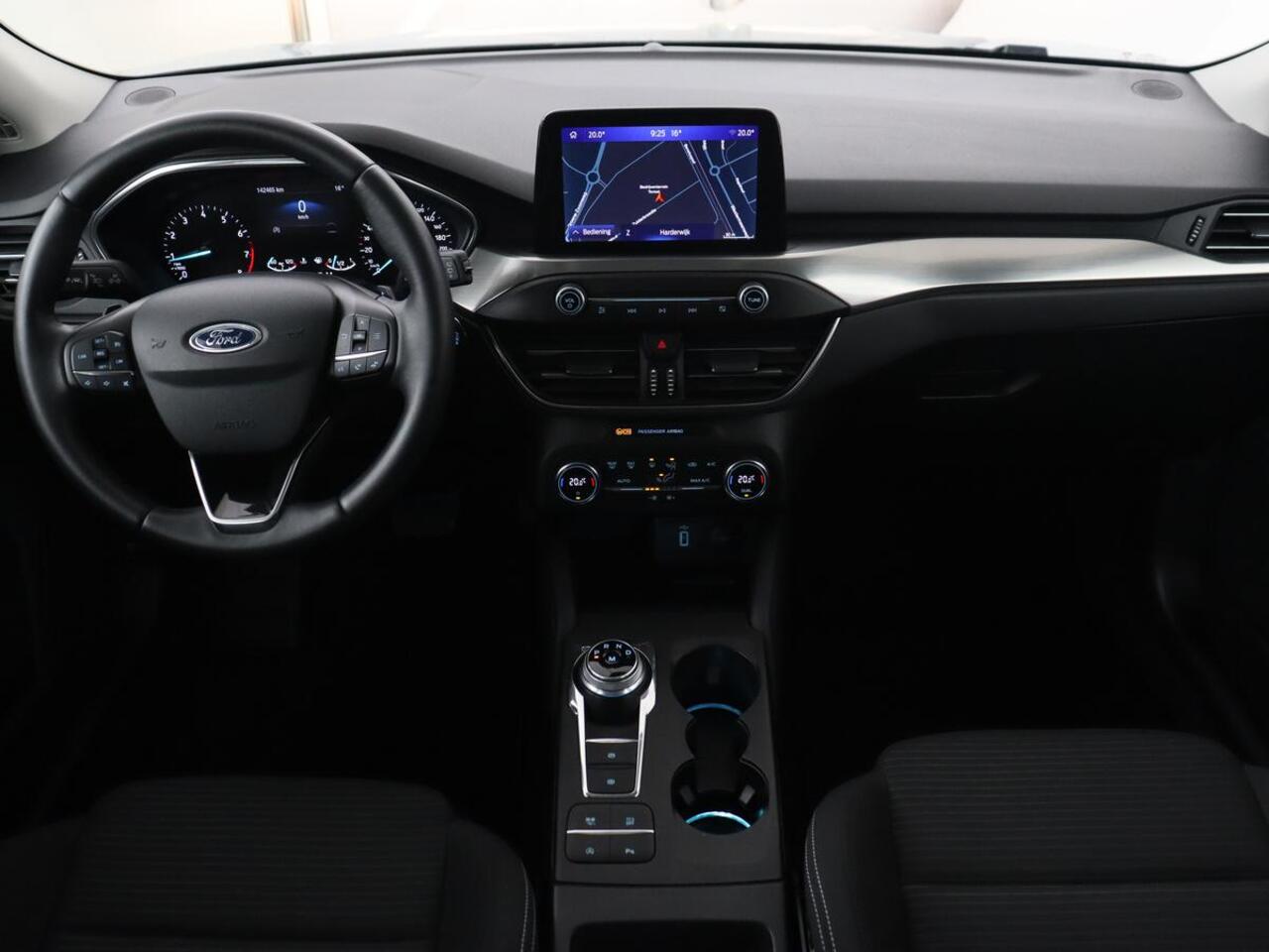 Ford FOCUS 1.0 EcoBoost Titanium | Automaat | Carplay | Navigatie | Keyless | Parkeerhulp | Climate control | Cruise control | Bluetooth