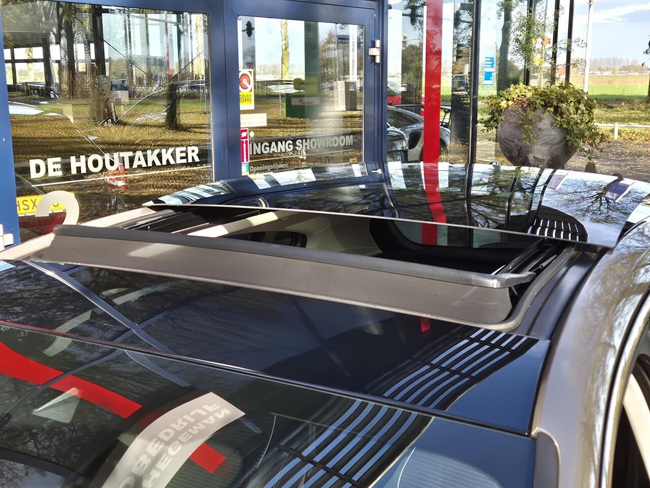 Ford FOCUS 1.0 EcoBoost 125PK Titanium Business | Panoramadak | B&O | Navigatie | Winterpakket | LM Velgen | Cruise Control