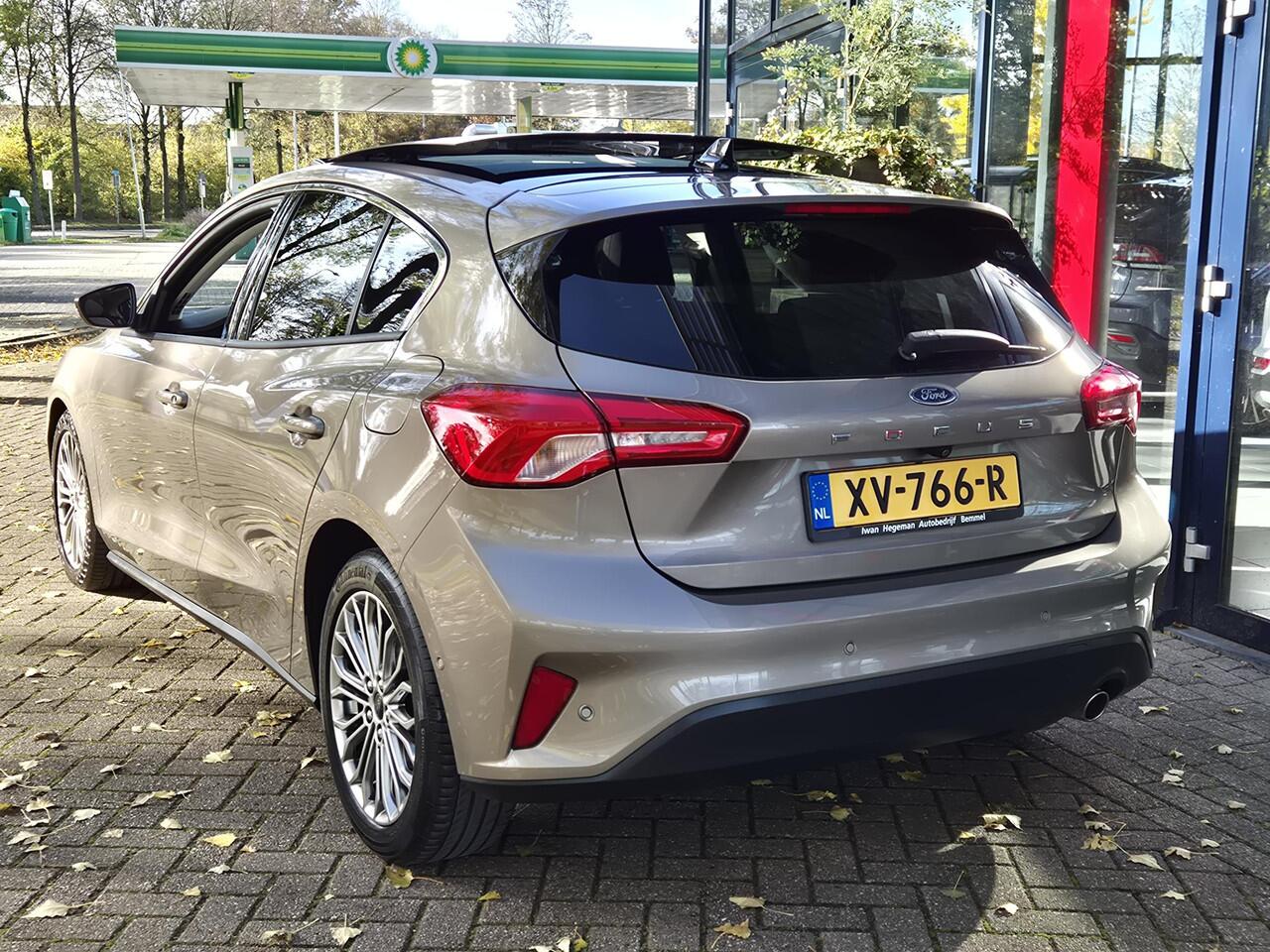Ford FOCUS 1.0 EcoBoost 125PK Titanium Business | Panoramadak | B&O | Navigatie | Winterpakket | LM Velgen | Cruise Control