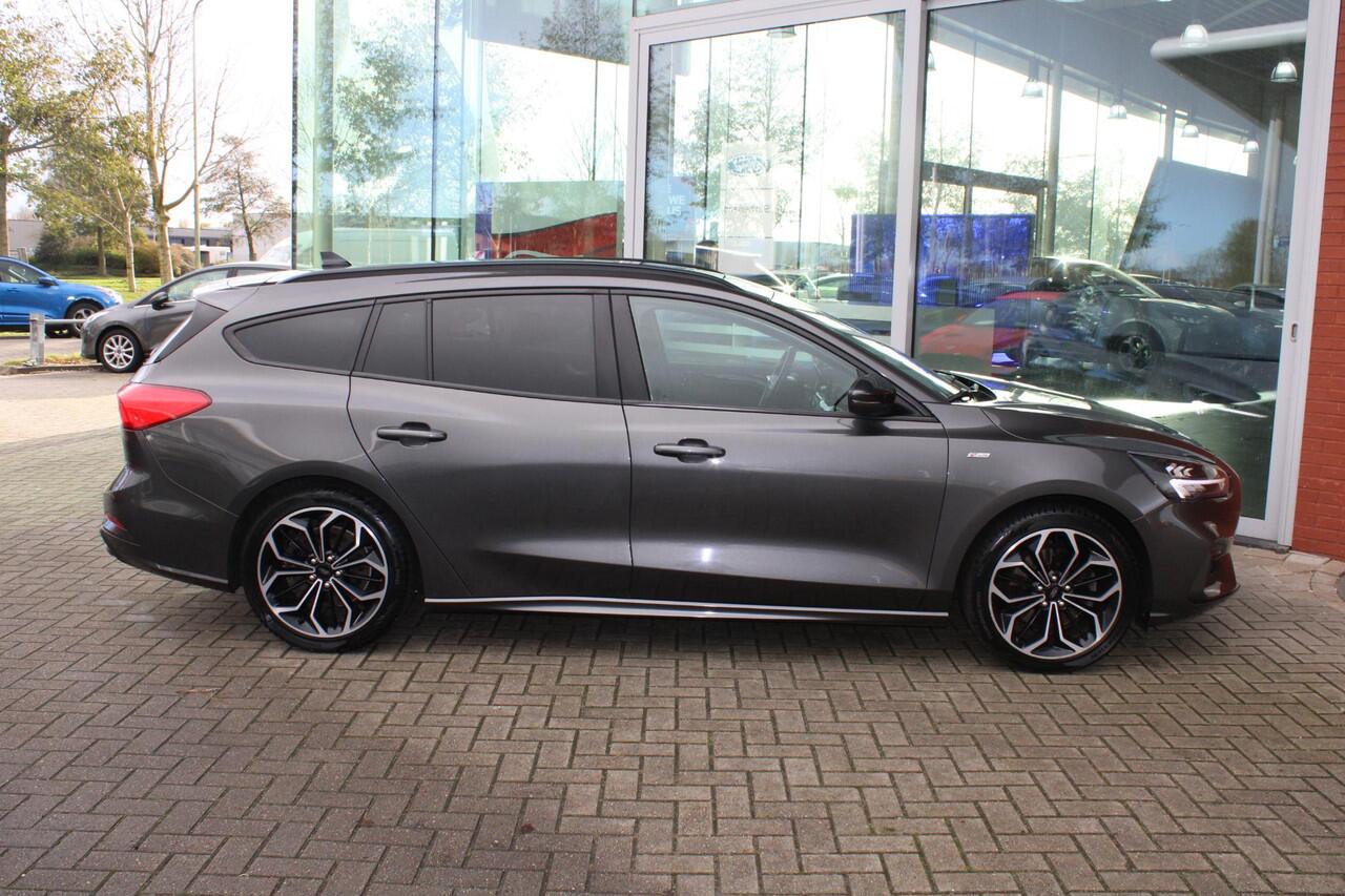 Ford FOCUS 1.5 EcoBoost ST Line Business 182pk Automaat | Winter Pack | Adaptive cruise control | Camera | Led koplampen | 18 inch