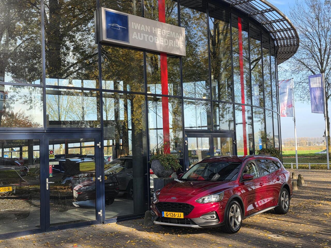 Ford FOCUS Wagon 1.0 EcoBoost 125PK Active Business | Navigatie | Winterpakket | B&O | Cruise Control | Licht metalen velgen