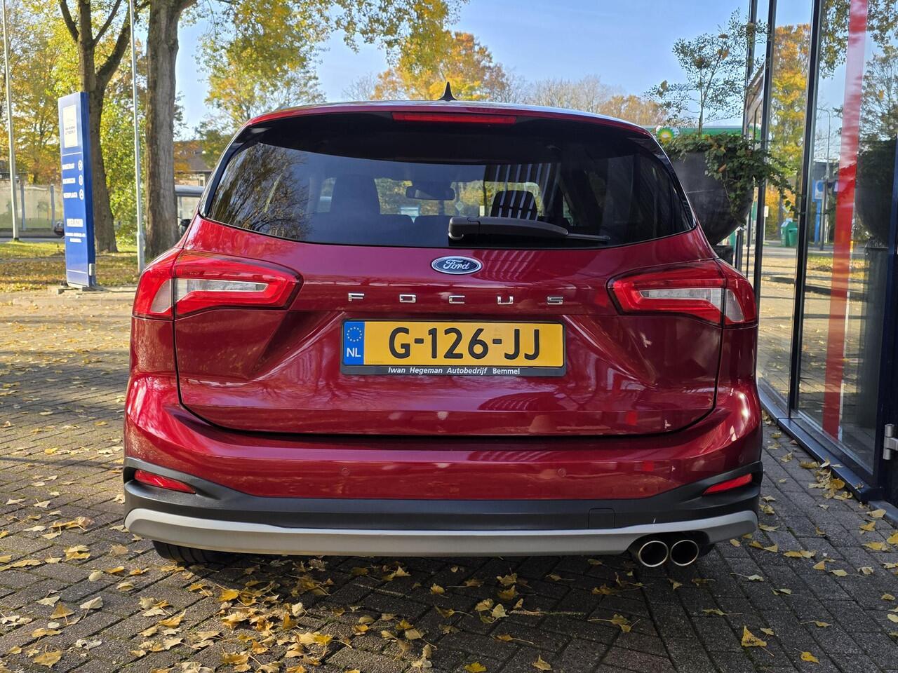 Ford FOCUS Wagon 1.0 EcoBoost 125PK Active Business | Navigatie | Winterpakket | B&O | Cruise Control | Licht metalen velgen