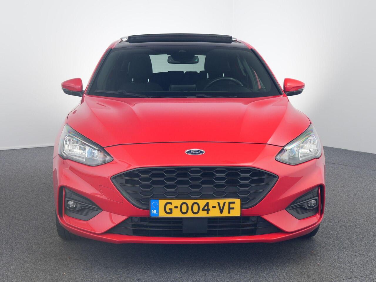 Ford FOCUS 1.0 EcoBoost ST Line Business | 125 PK | Pano | Trekhaak | Carplay | B&O |
