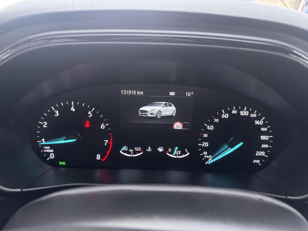 Ford FOCUS 125pk ST Line Navi Camera Winter Parking Adaptive Cruise B&O Design pack 5d Dealeronderhouden