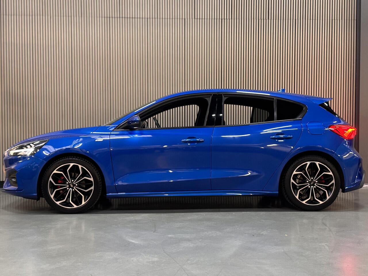 Ford FOCUS 125pk ST Line Navi Camera Winter Parking Adaptive Cruise B&O Design pack 5d Dealeronderhouden