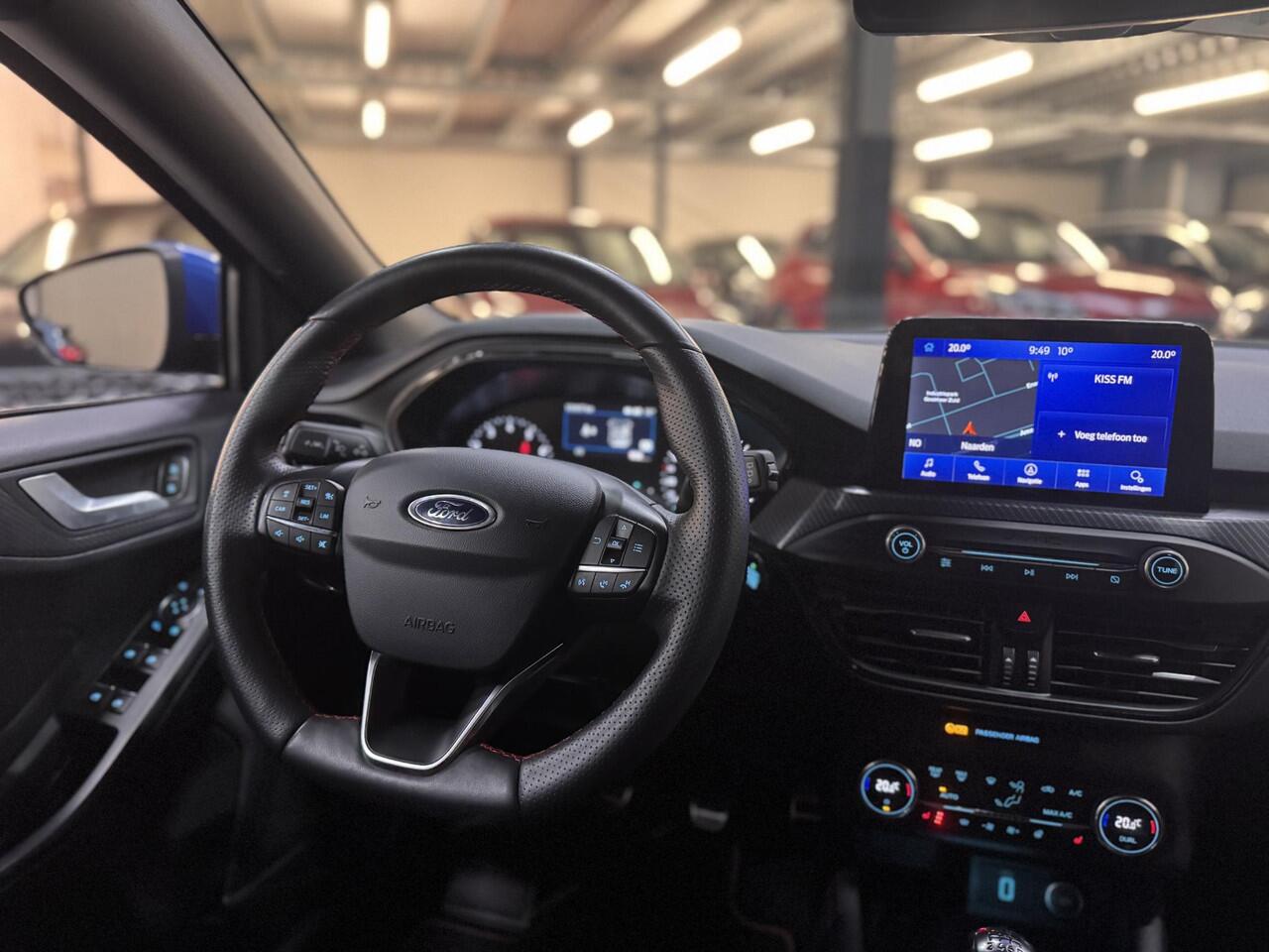 Ford FOCUS 125pk ST Line Navi Camera Winter Parking Adaptive Cruise B&O Design pack 5d Dealeronderhouden