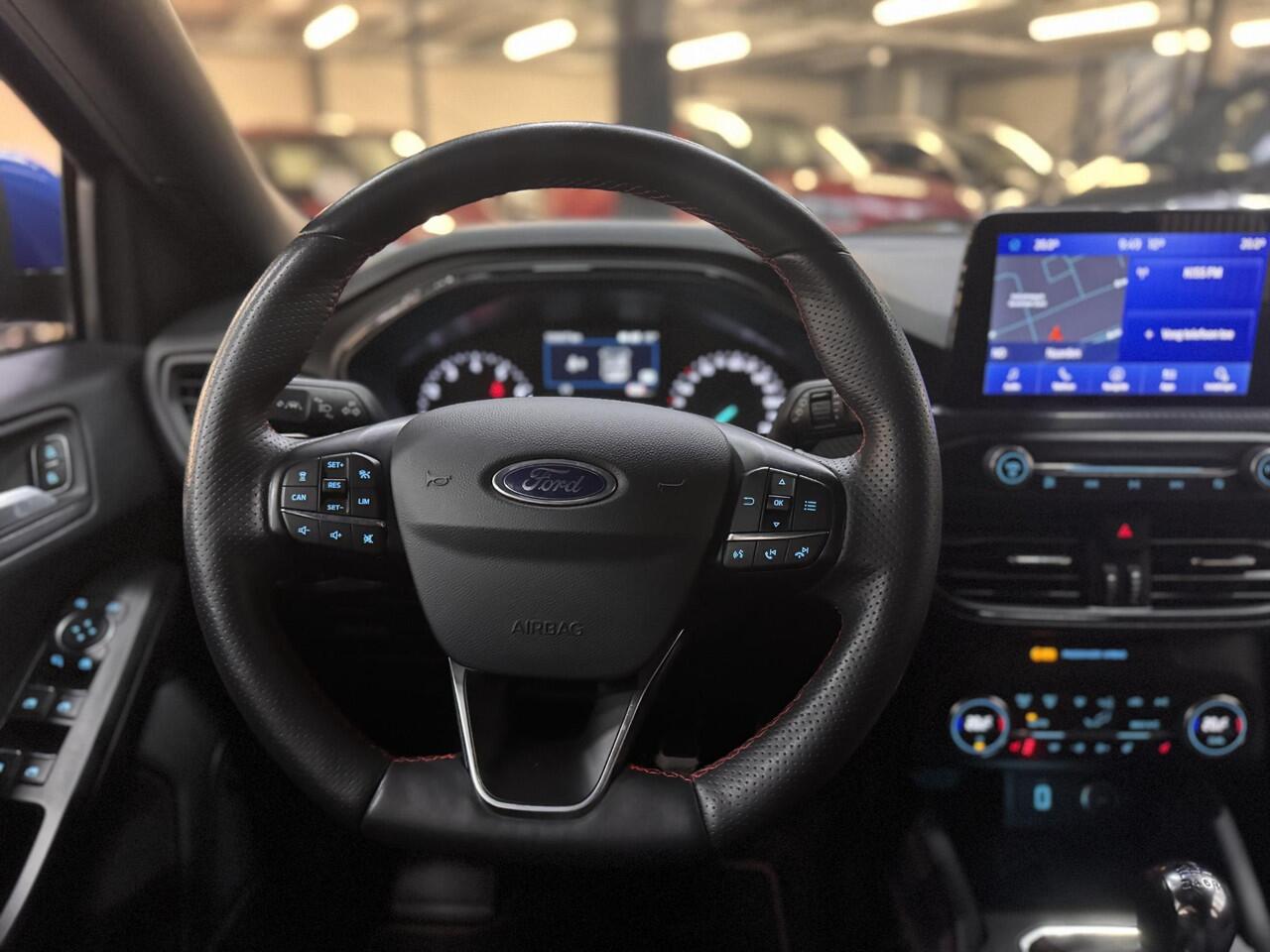 Ford FOCUS 125pk ST Line Navi Camera Winter Parking Adaptive Cruise B&O Design pack 5d Dealeronderhouden