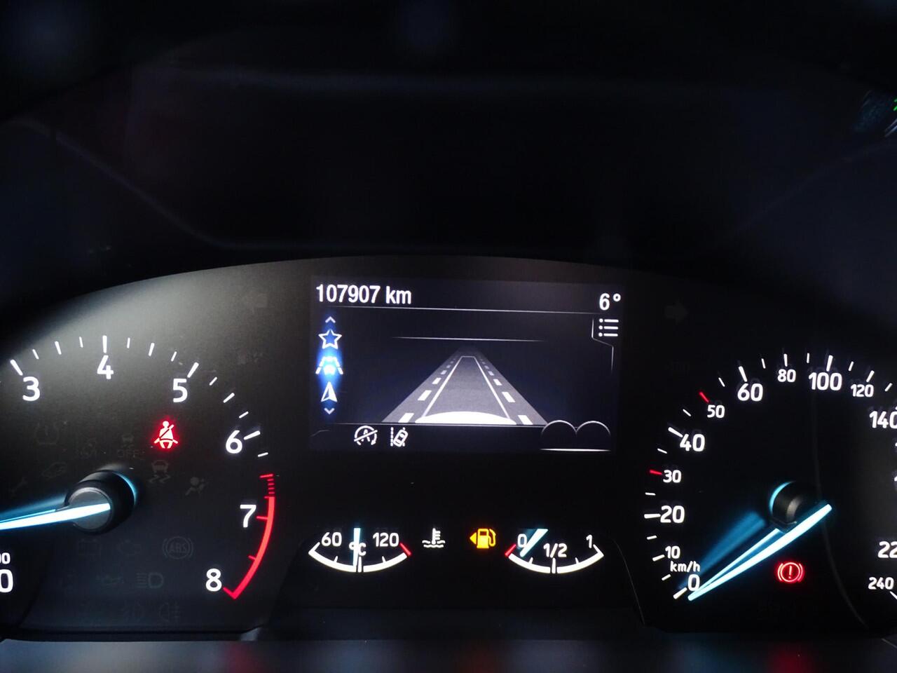 Ford FOCUS Wagon 1.5 EcoBoost Active Business 6-BAK| NAVIGATIE| B&O GELUID | STOELVERWARMING | STUURVERWARMING | ACHTERUIT RIJ CAMERA | FULL LED KOPLAMPEN | CRUISECONTROL| APPLE CARPLAY | PARKEERSENSOREN |