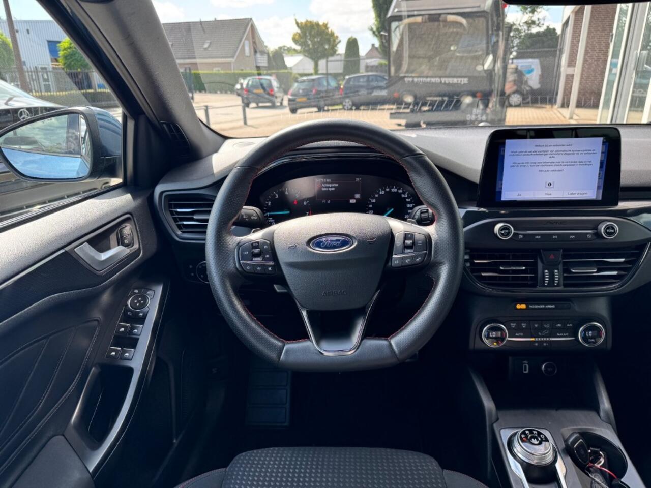 Ford FOCUS 1.0 ECOBOOST ST-LINE - Camera/Carplay ALL IN PRIJS