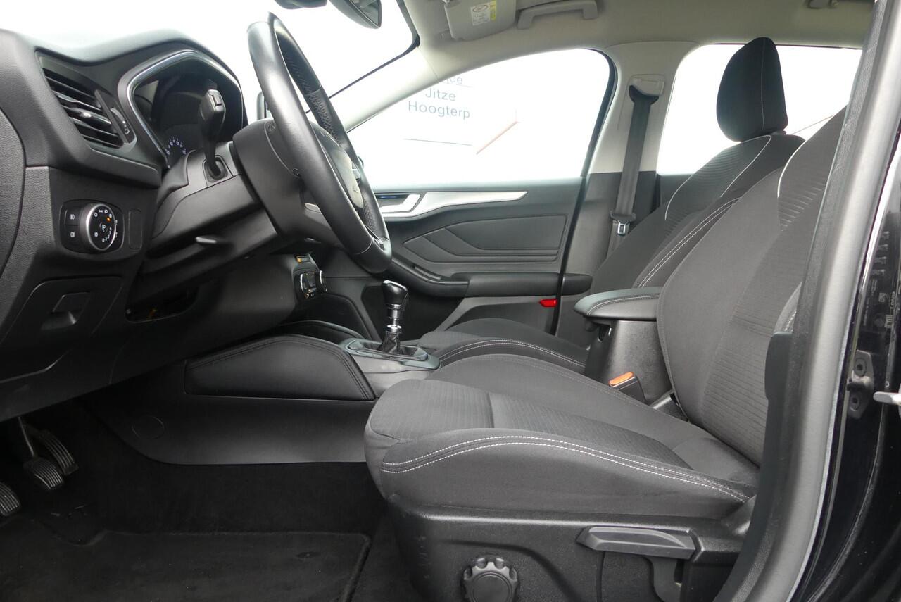 Ford FOCUS Wagon 1.0 EcoBoost Titanium Business TREKHAAK (1.000KG), CRUISE, CLIMA, NAVI, PDC V&A, LANE ASSIST, APPLE CARPLAY/ANDROID AUTO, 110.140KM