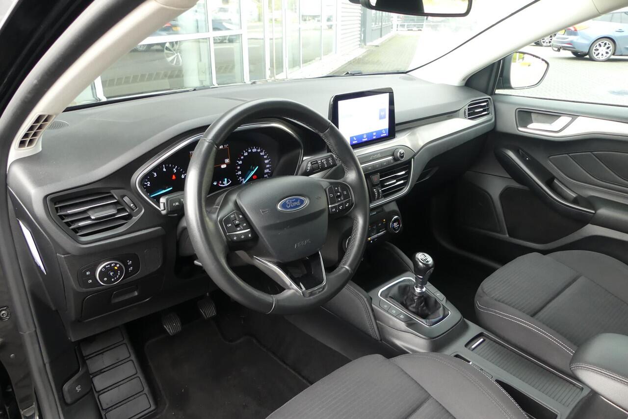 Ford FOCUS Wagon 1.0 EcoBoost Titanium Business TREKHAAK (1.000KG), CRUISE, CLIMA, NAVI, PDC V&A, LANE ASSIST, APPLE CARPLAY/ANDROID AUTO, 110.140KM