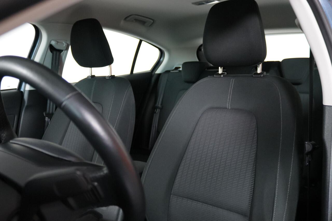 Ford FOCUS 1.0T EcoBoost Titanium Business LED, Cruise Control, Stoel/Stuurverwarming