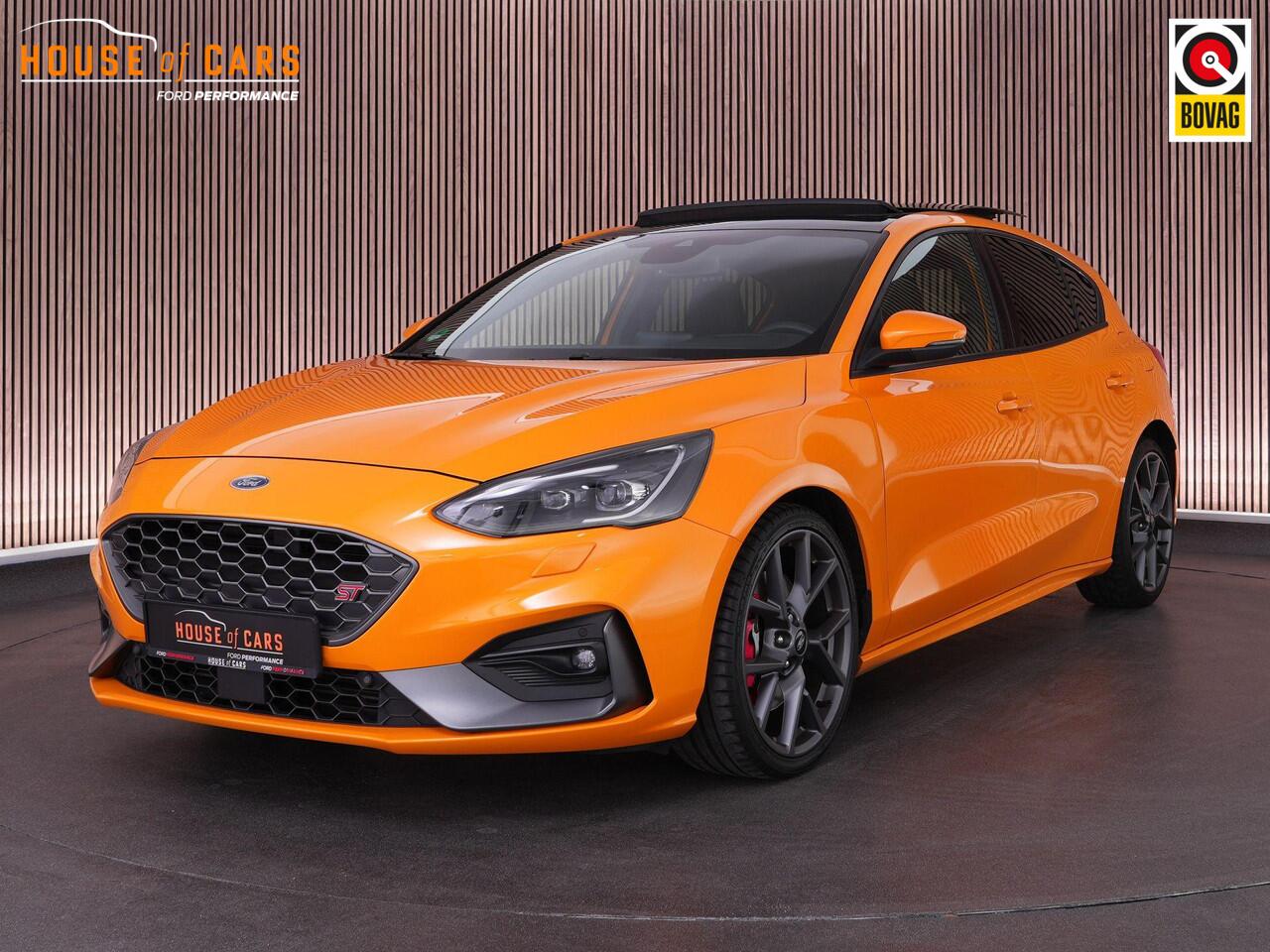 Ford FOCUS ST-3 2.3 280pk PERFORMANCE PACK |1e eigenaar|dealer onderhouden|panoramadak|B&O|HUD|trekhaak|adaptive cruise control|Apple Carplay|BLIS|winterpack|elek. verstelbare stoelen|lane assist|