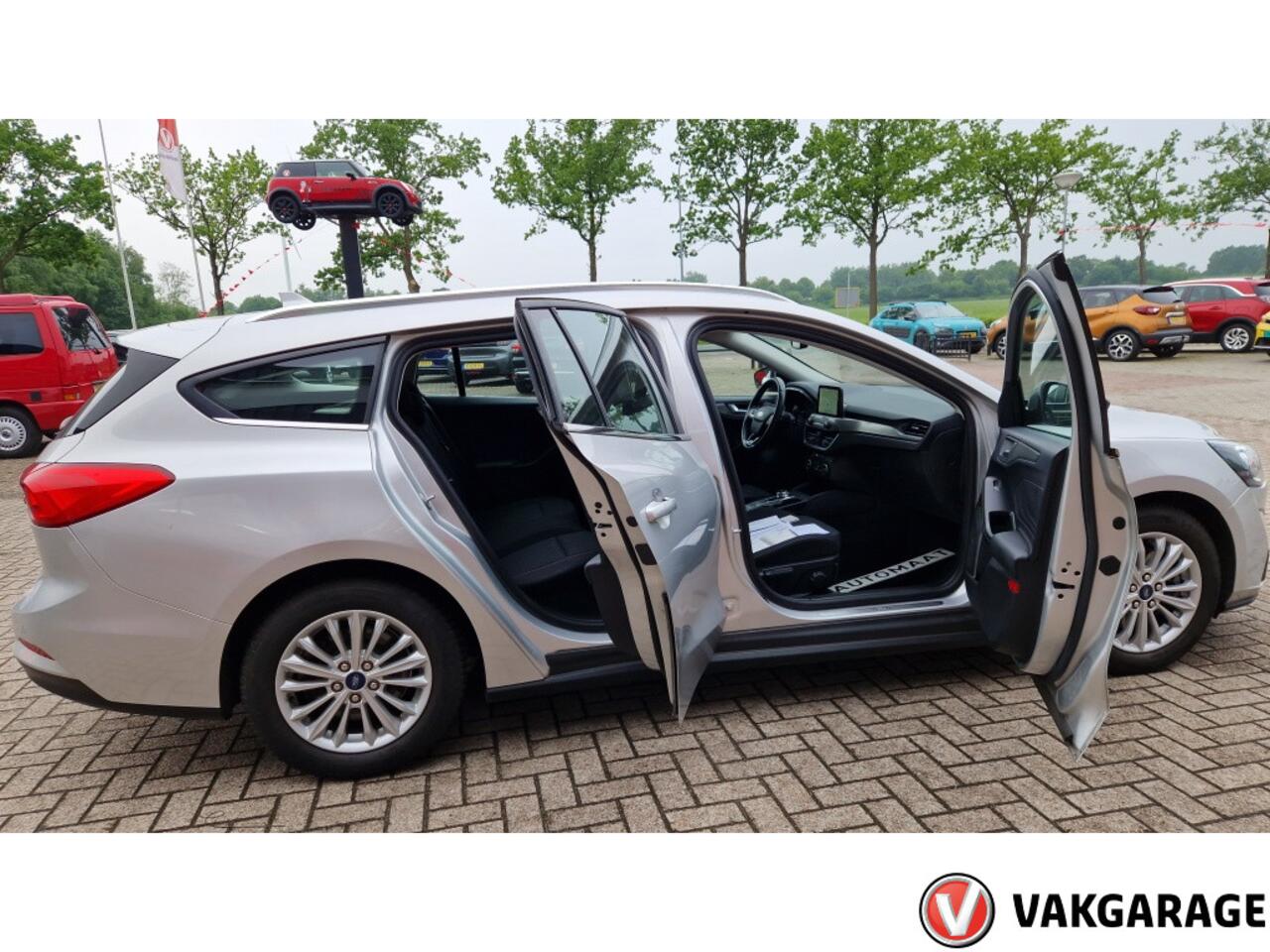 Ford FOCUS Wagon automaat 1.0 EcoB. Tit. Bns