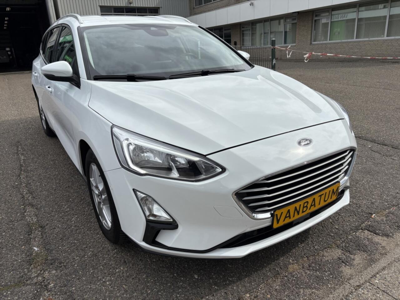 Ford FOCUS Wagon 1.0 EcoBoost Titanium Business