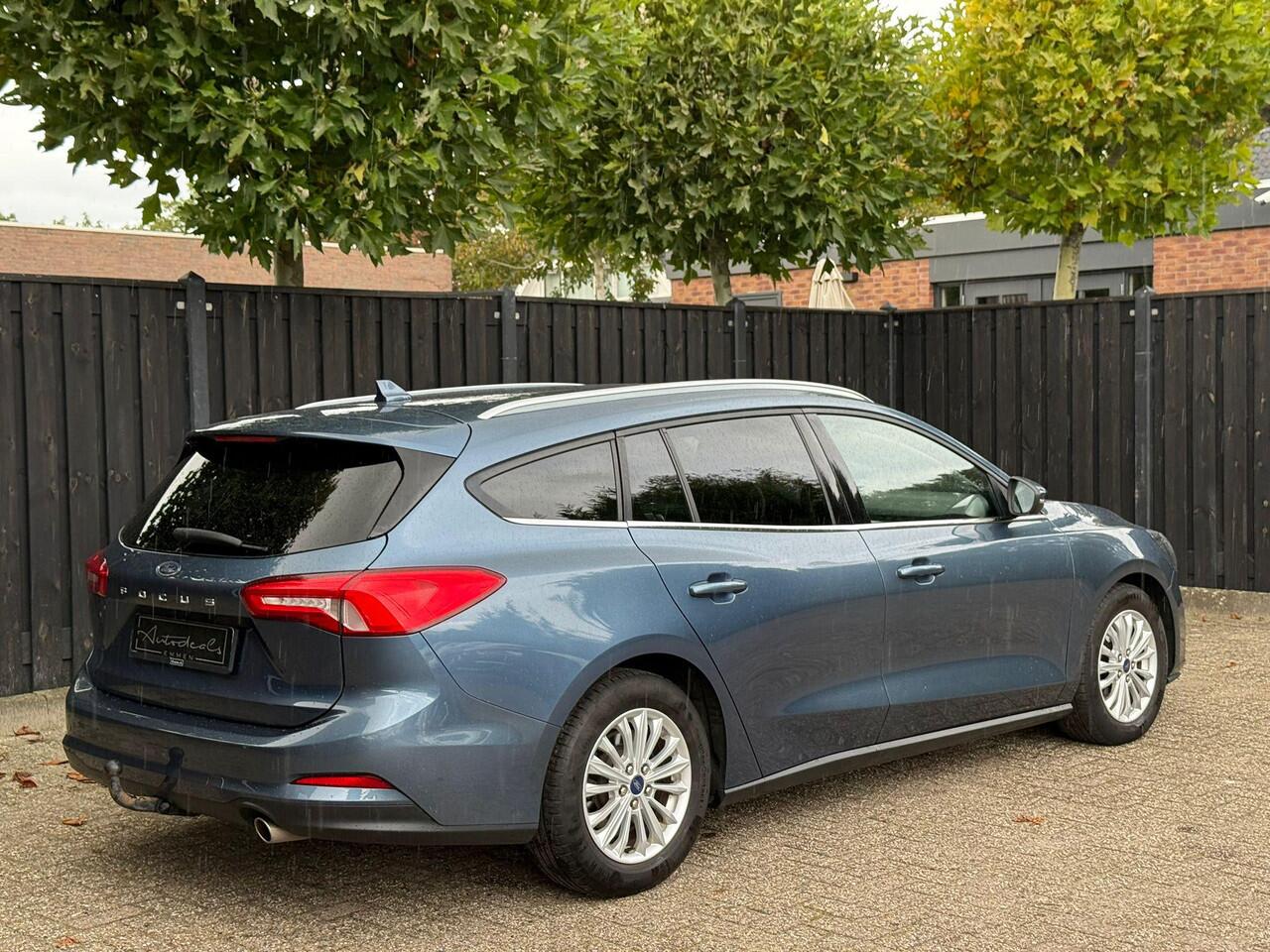 Ford FOCUS Wagon 1.0 EcoBoost Titanium Business