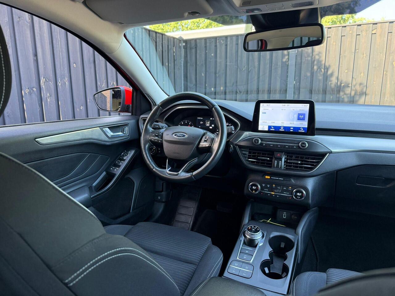 Ford FOCUS Wagon 1.0 EcoBoost Titanium Business