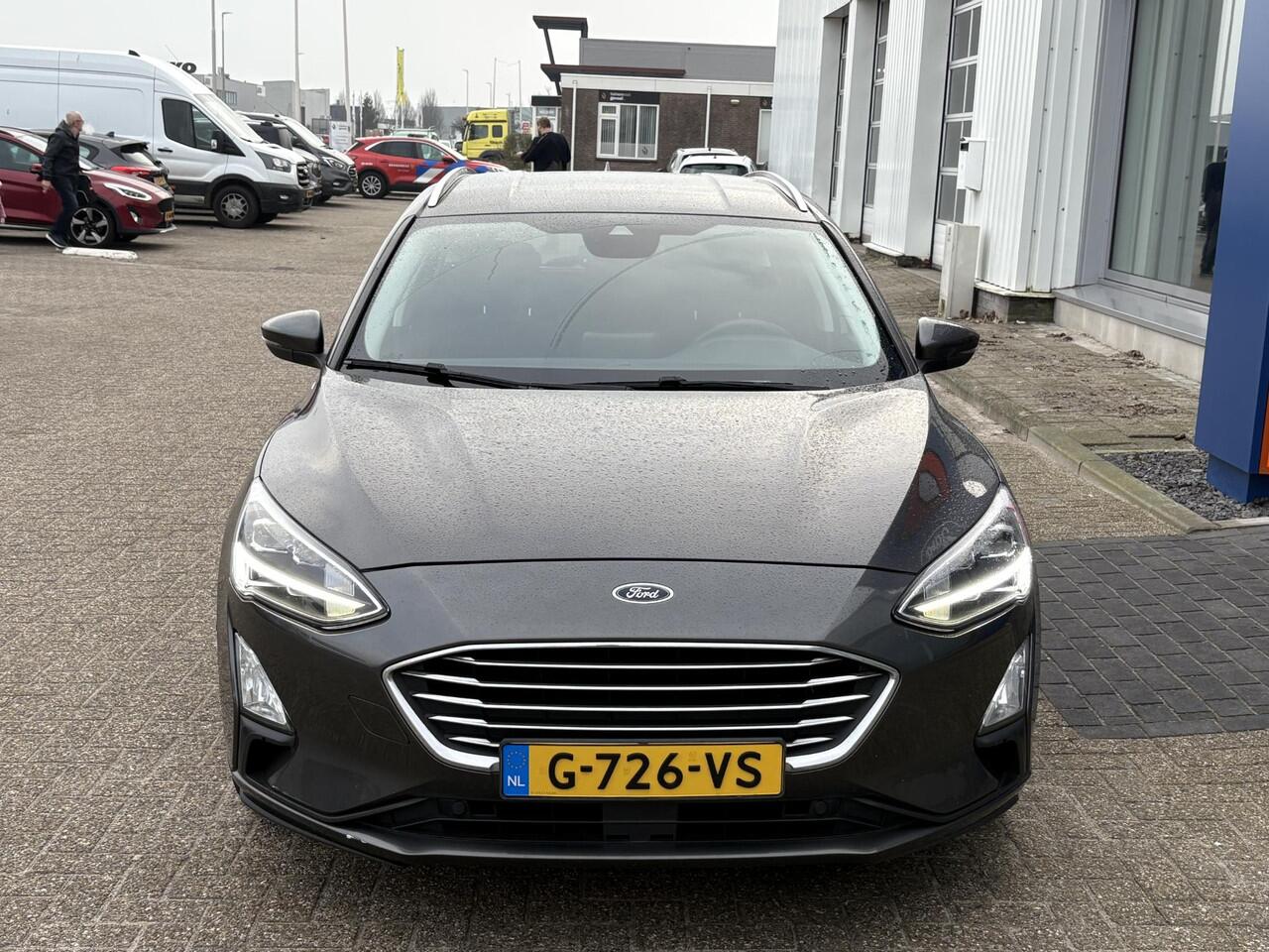 Ford FOCUS Wagon 1.0 EcoBoost Titanium Business | Winter pakket | Achteruitrijcamera | Cruise control adaptief | Dealer onderhouden |