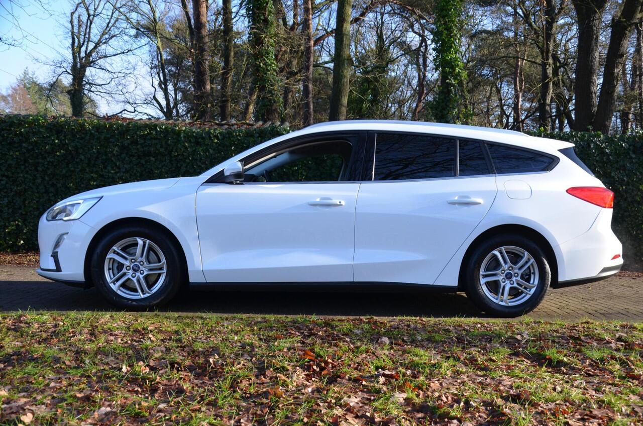 Ford FOCUS Wagon 1.0 EcoBoost Trend Edition Business Navi/Ecc/Airco/Apple Carplay/Android Auto/Cr-Controle/Privacy-Glass/Lmv/Led