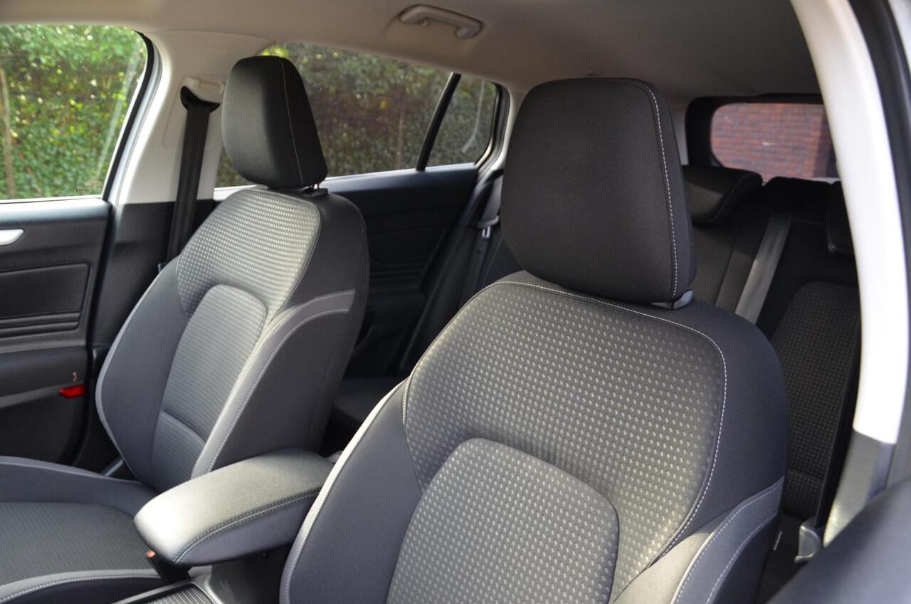 Ford FOCUS Wagon 1.0 EcoBoost Trend Edition Business Navi/Ecc/Airco/Apple Carplay/Android Auto/Cr-Controle/Privacy-Glass/Lmv/Led