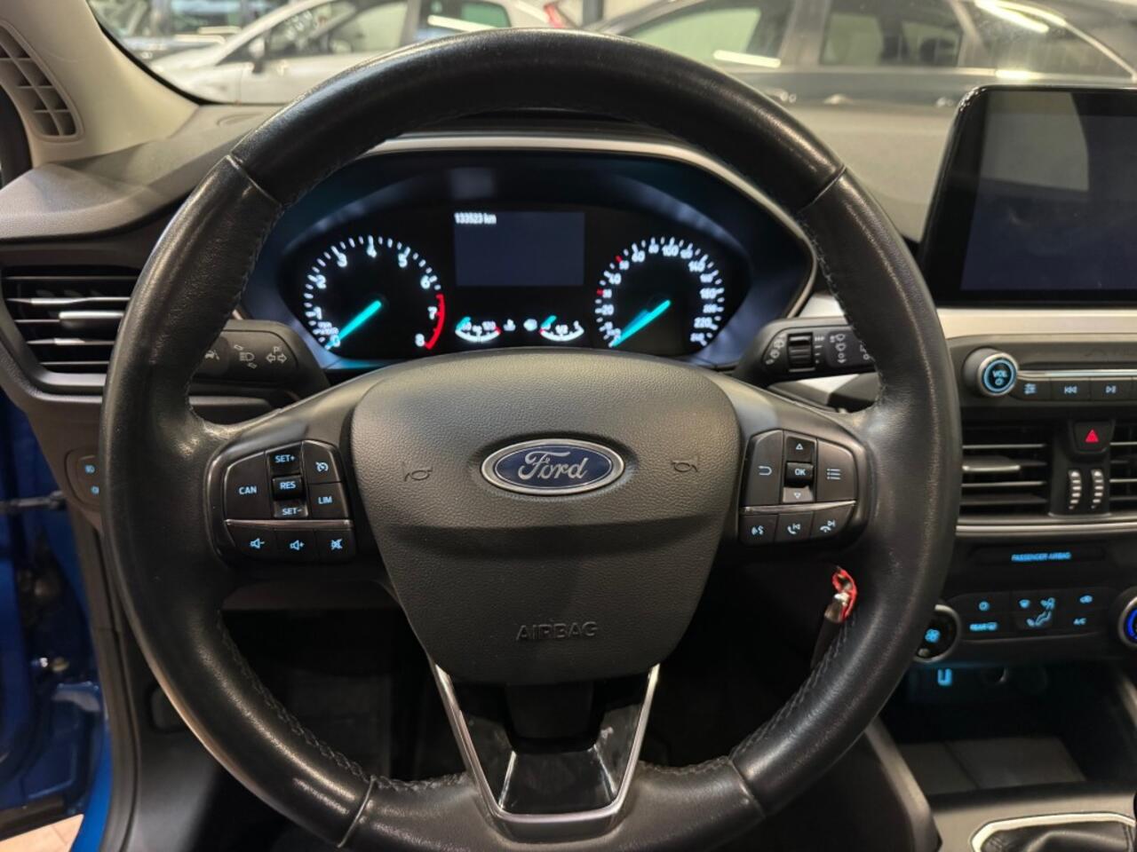 Ford FOCUS 1.0 ECOBOOST / AIRCO / NAVIGATIE / NETTE STAAT