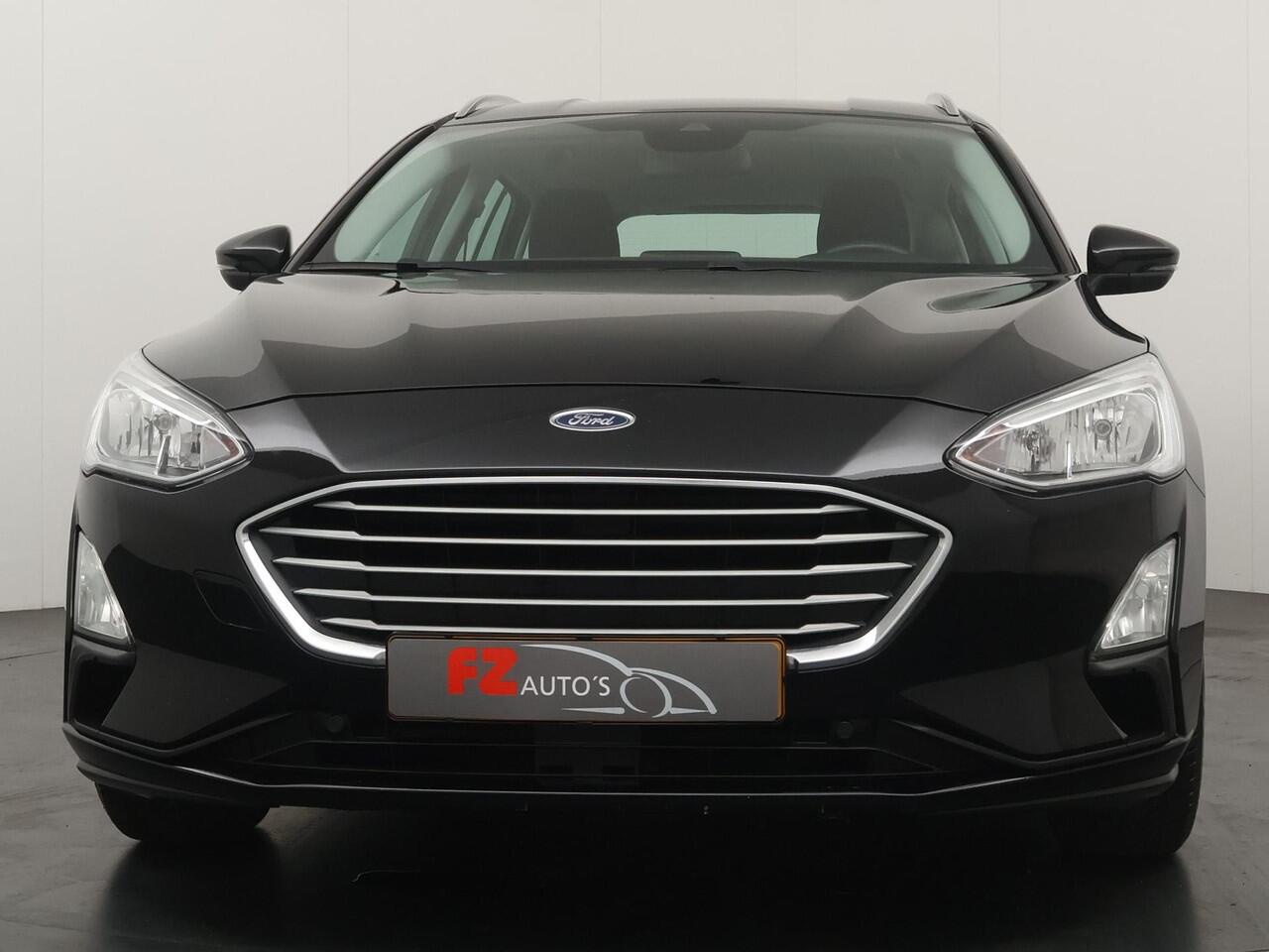 Ford FOCUS Wagon 1.0 EcoBoost Trend Edition Business - Navigatie - Apple Carplay/Android Auto - Lichtmetalen velgen