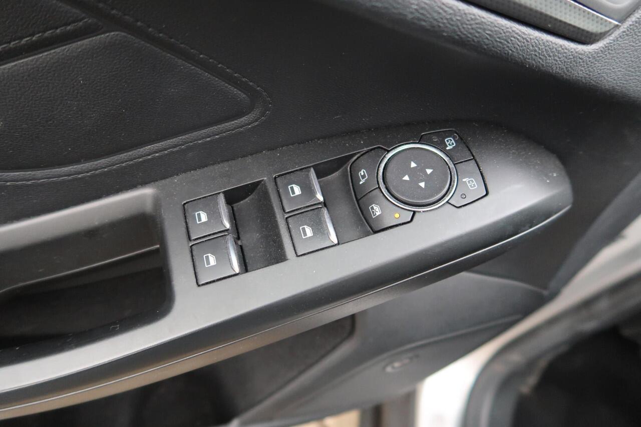 Ford FOCUS Wagon 1.0 EcoBoost Titanium Business