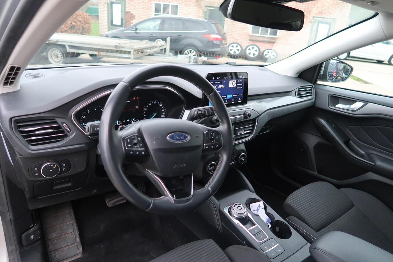 Ford FOCUS Wagon 1.0 EcoBoost Titanium Business