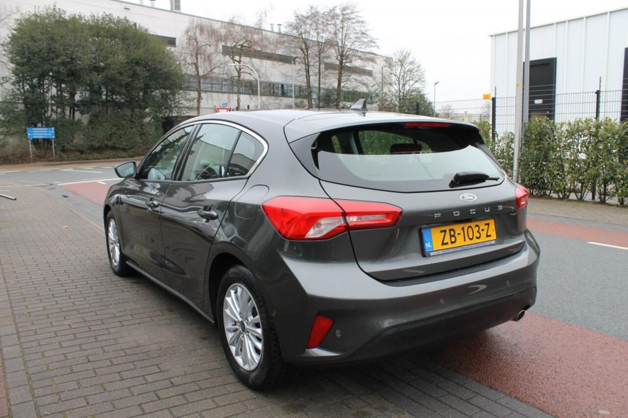 Ford FOCUS 1.0 Titanium Business automaat