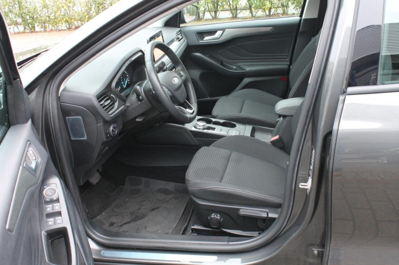 Ford FOCUS 1.0 Titanium Business automaat