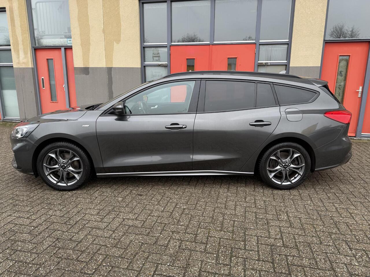 Ford FOCUS Wagon 1.0 EcoBoost Titanium ST Line, Nieuwe DistriRiem.