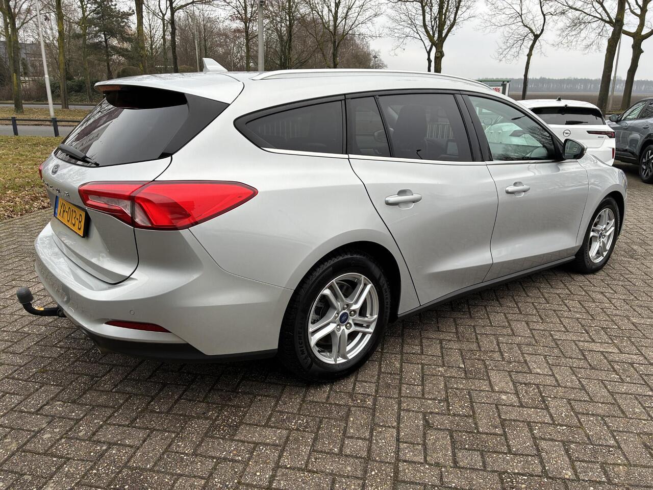 Ford FOCUS Wagon 1.0 EcoBoost Trend Edition Business Climate control | Stoel & Stuurverwarming | Navigatie | Parkpilot | Elektrisch Pakket | LM-Velgen/AllSeason banden | Trekhaak