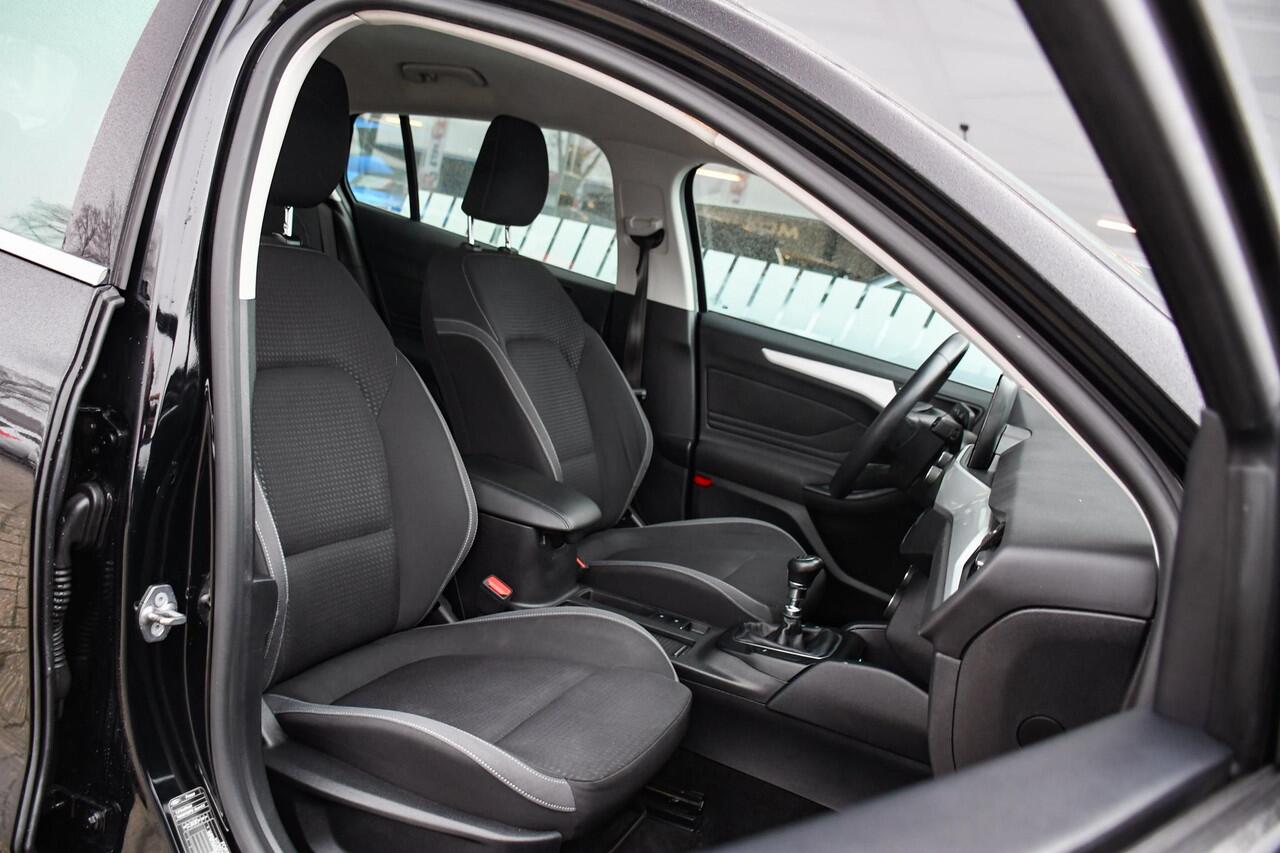 Ford FOCUS Wagon 1.0 EcoBoost Trend Edition Business APPLE CARPLAY