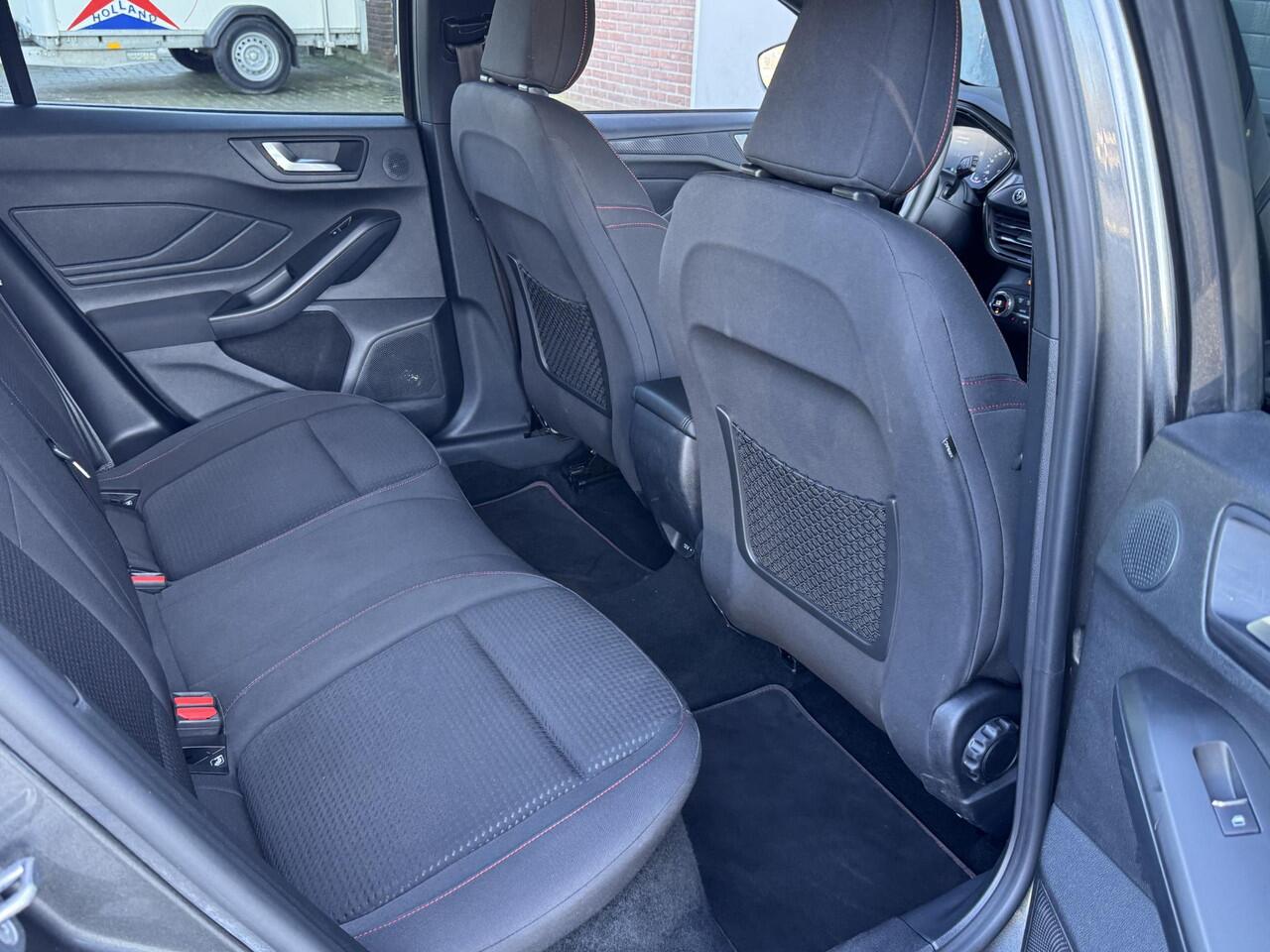 Ford FOCUS 1.0 ECOBOOST ST LINE BUSINESS I WINTERPAKKET I ADAPTIVE CRUISE CONTROL I P-CAMERA I KEYLESS ENTRY