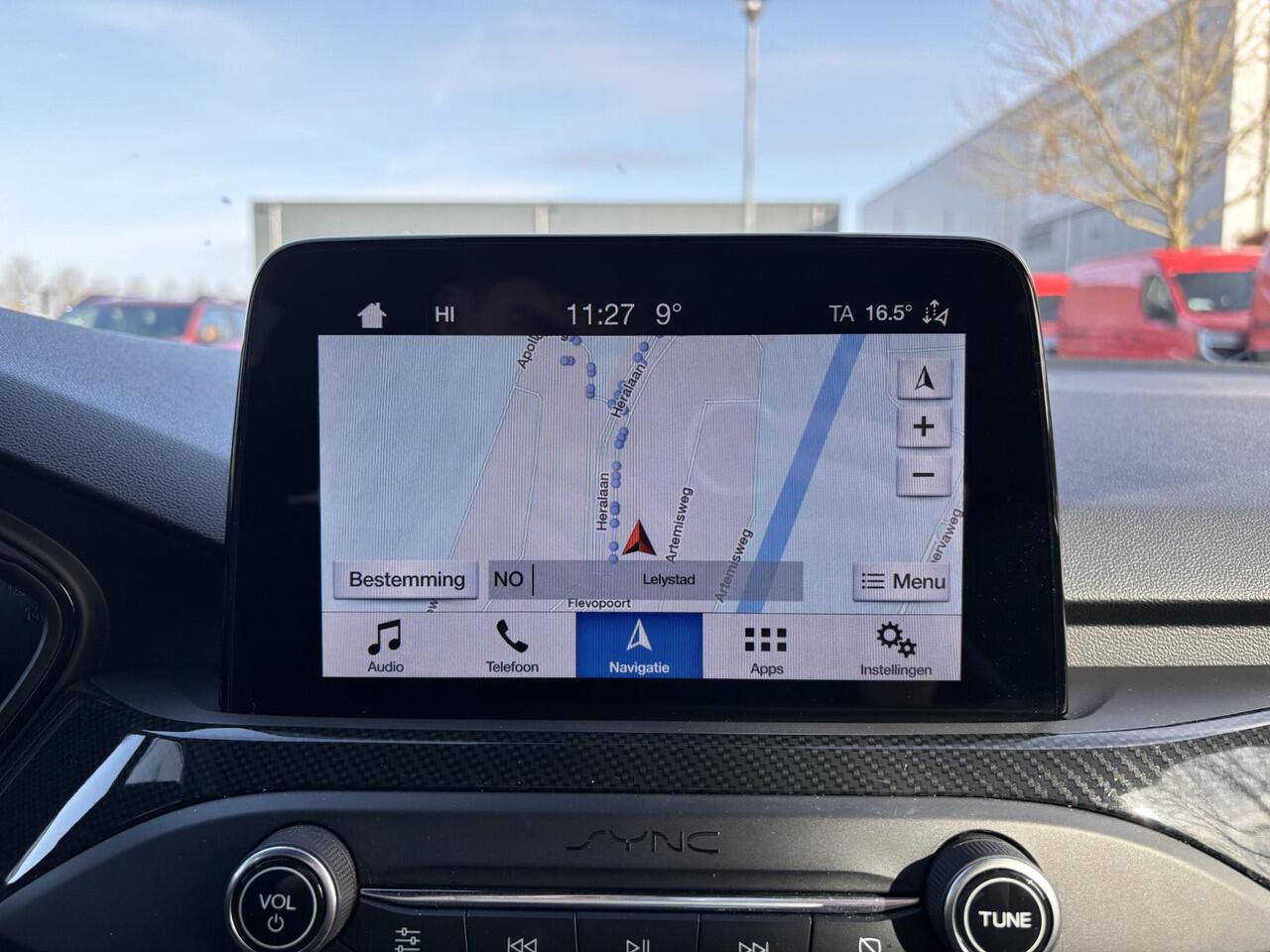 Ford FOCUS Wagon 1.0 EcoBoost St-line Business Automaat | Climate control | Cruise control | Trekhaak | Keyless entry | Botsherkenning |