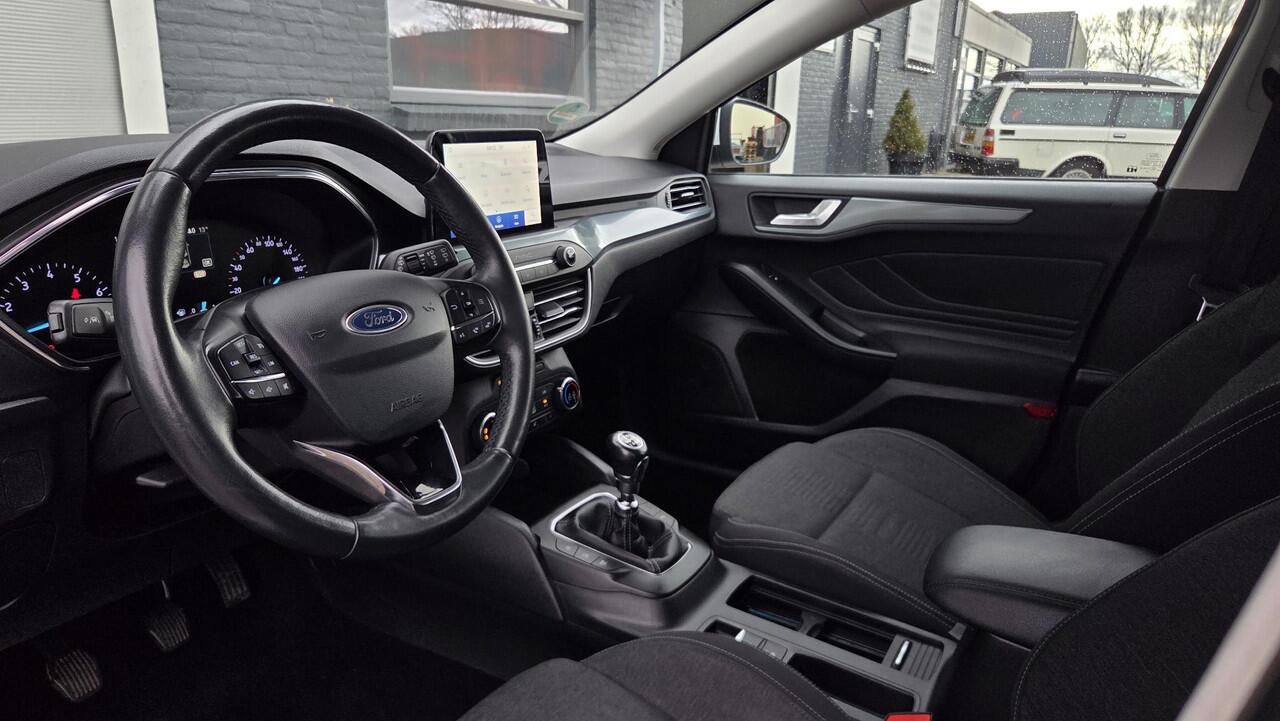 Ford FOCUS Wagon 1.0 EcoBoost Active | Carplay/Adroid | WINTERPAKKET | 1e EIGENAAR | VOLLEDIGE ONDERHOUDSHISTORIE