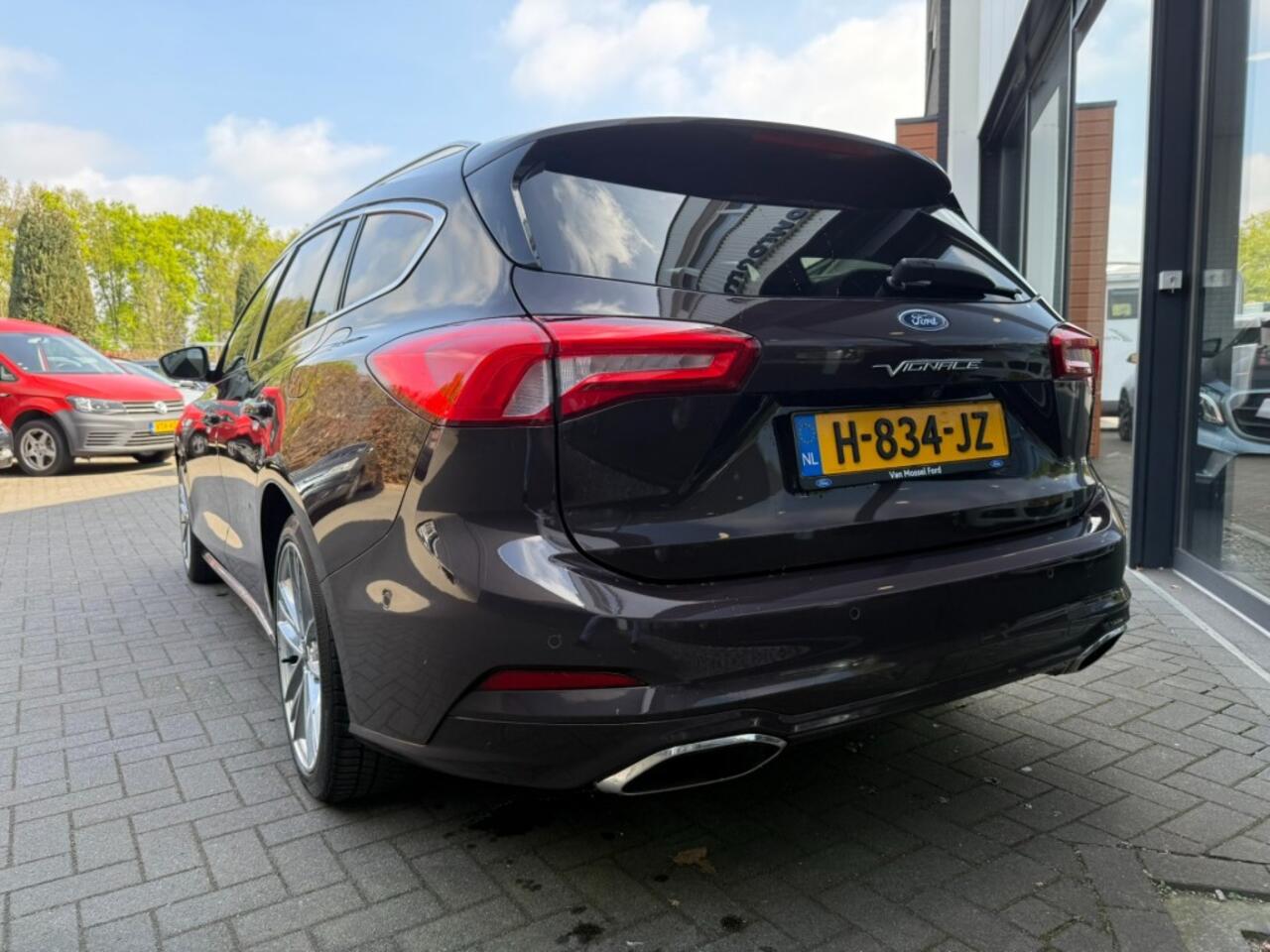 Ford FOCUS Wagon 1.0 EcoB. VIGNALE,Pano,Leer,BenO,Keyless,LED,HeadUp, etc