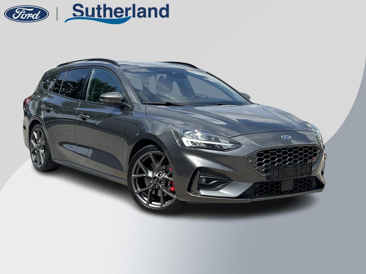 Ford FOCUS Wagon 2.3 EcoBoost ST-3 | 280PK | Adaptive cruise control | Launch control | Winter Pack | Full LED | Camera
