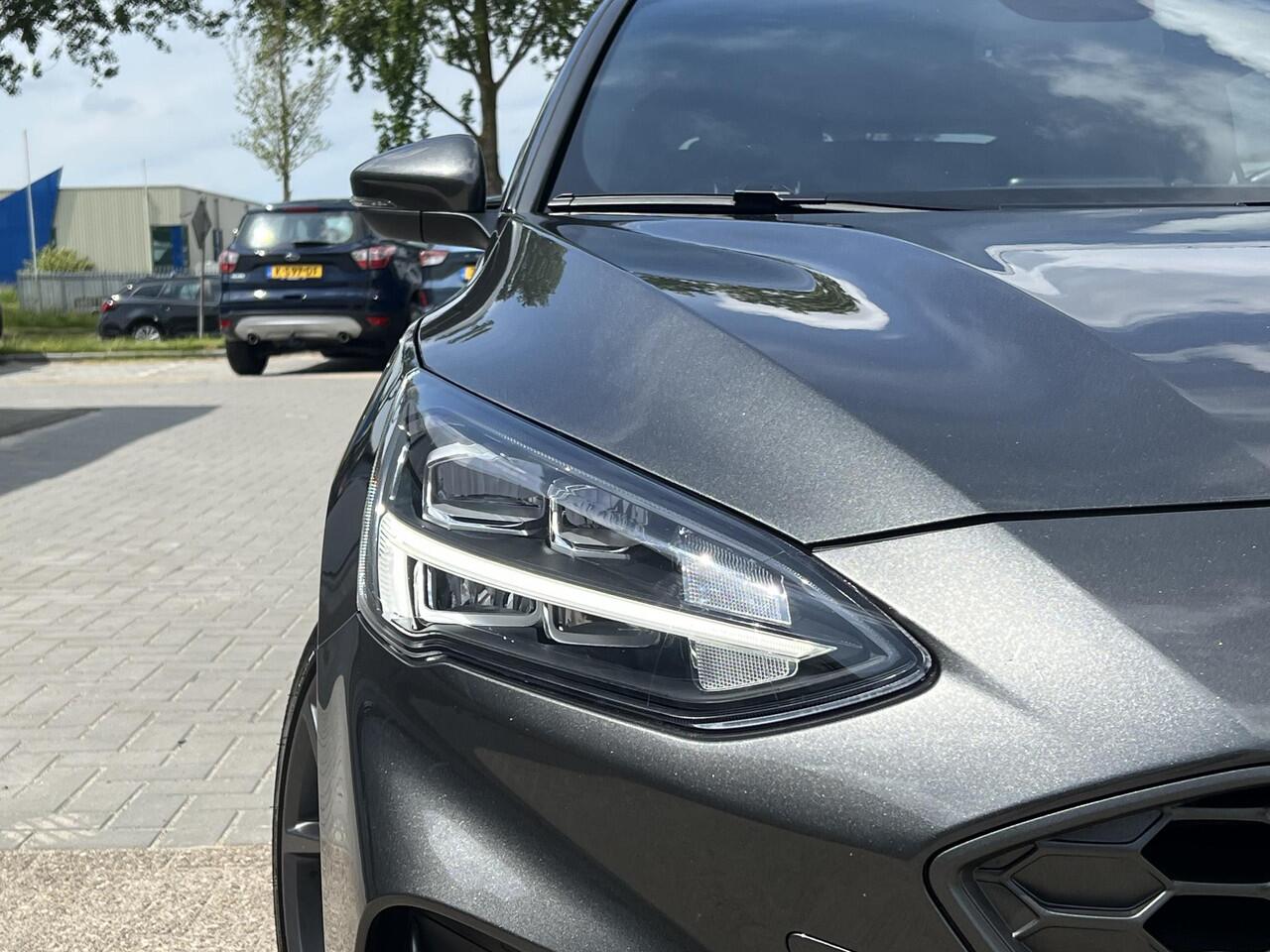 Ford FOCUS Wagon 2.3 EcoBoost ST-3 | 280PK | Adaptive cruise control | Launch control | Winter Pack | Full LED | Camera