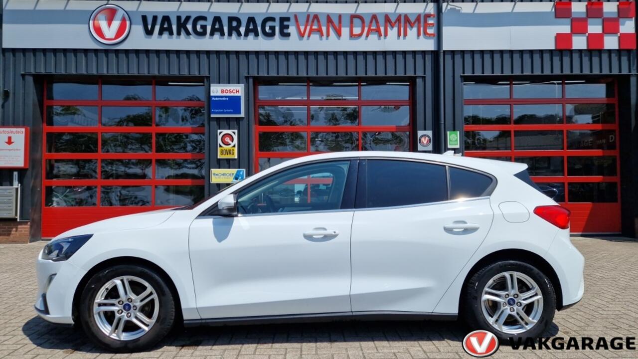 Ford FOCUS 1.0 EcoB. Tr Ed. bns