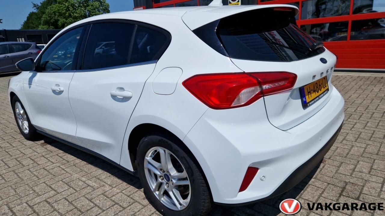 Ford FOCUS 1.0 EcoB. Tr Ed. bns