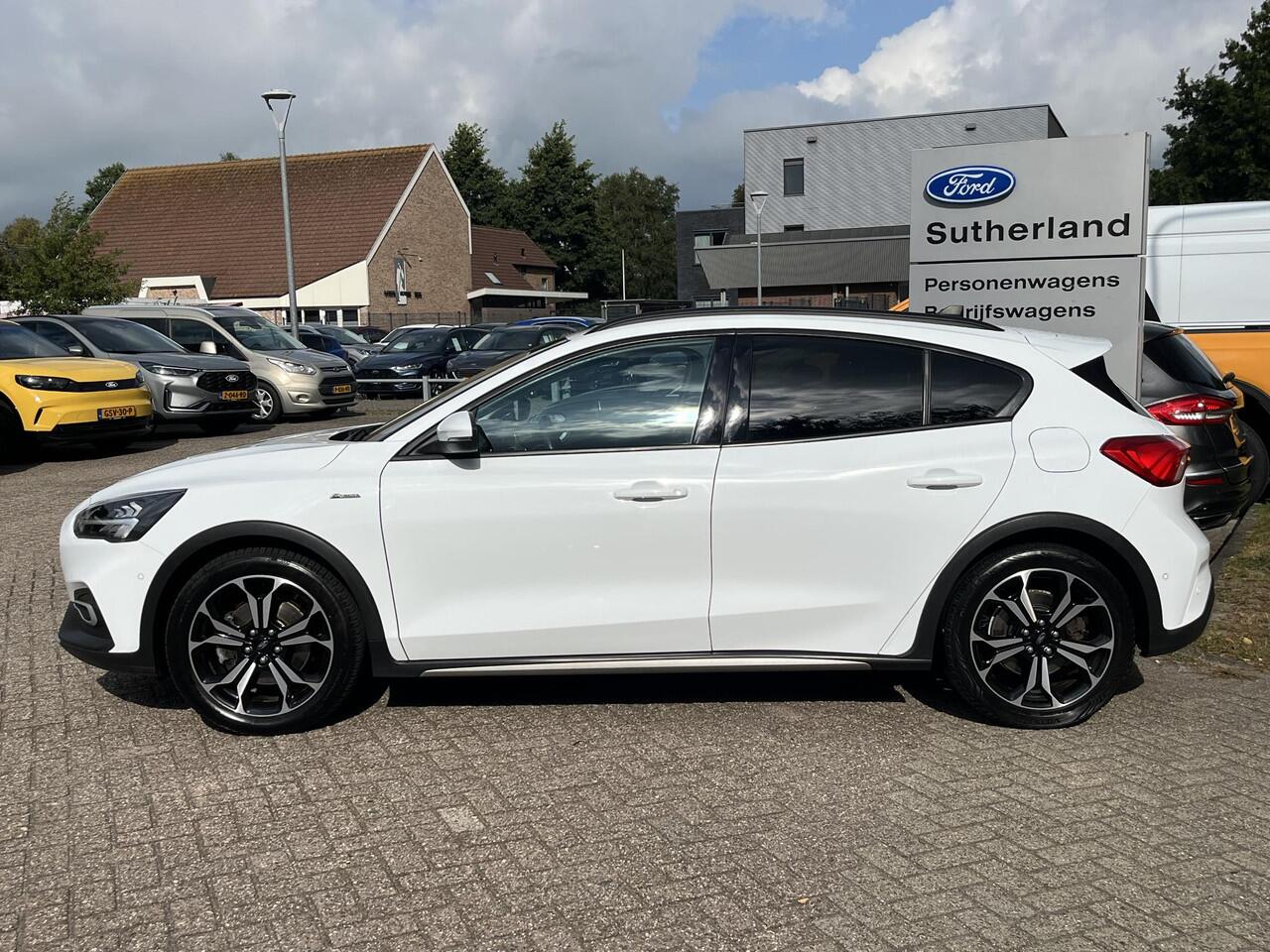 Ford FOCUS 1.5 EcoBoost Active Business | 150pk | Adaptive cruise control | Winter Pack | Camera | Full LED | Achteruitrijcamera