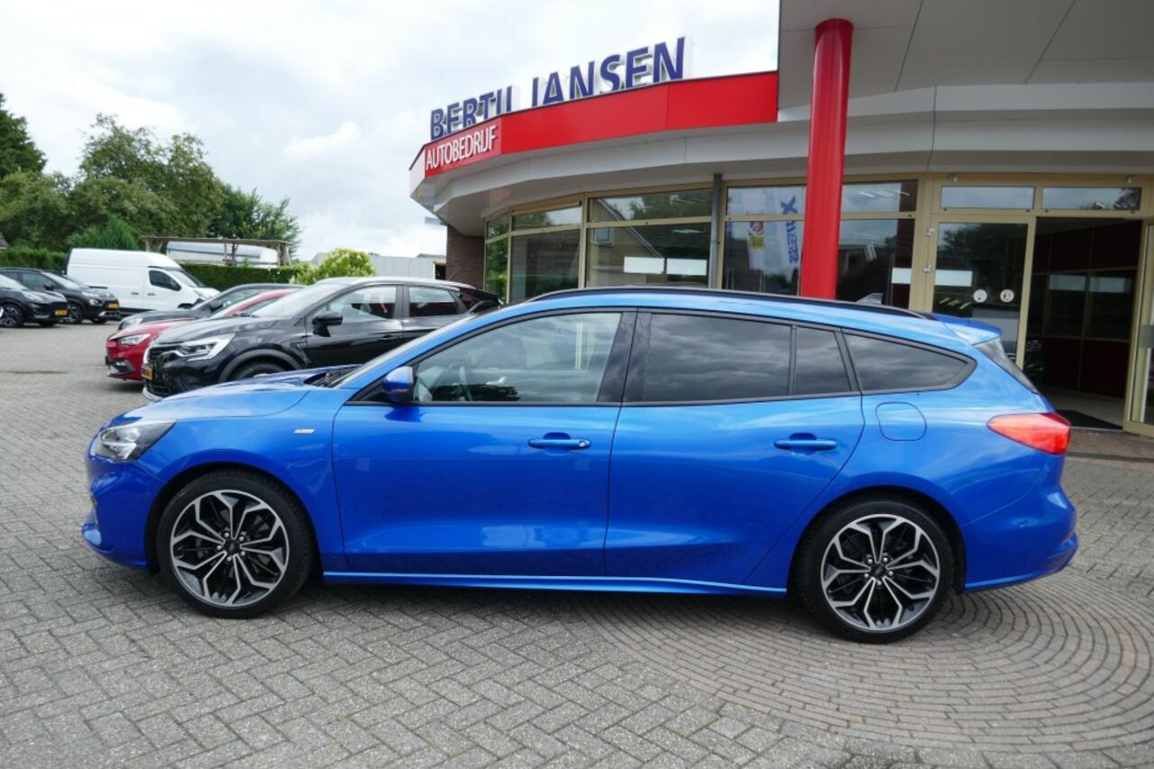 Ford FOCUS 1.0 ECOB. ST LINE X BUSINESS 125pk PANODAK/WINTERPAKKET/CAMERA