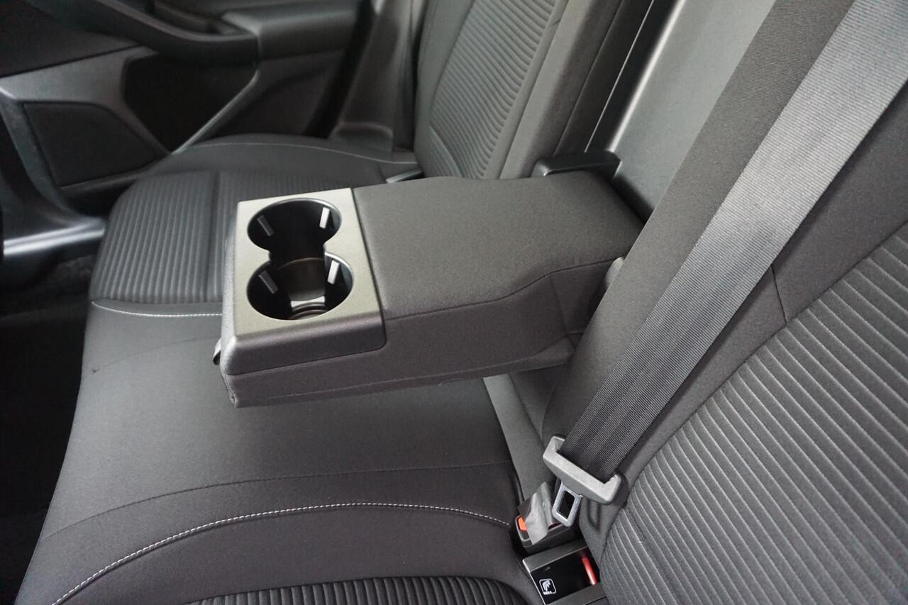 Ford FOCUS Wagon 1.0 EcoB.125PK Titanium Bus. DesignPack/17Inch. LED Koplampen.