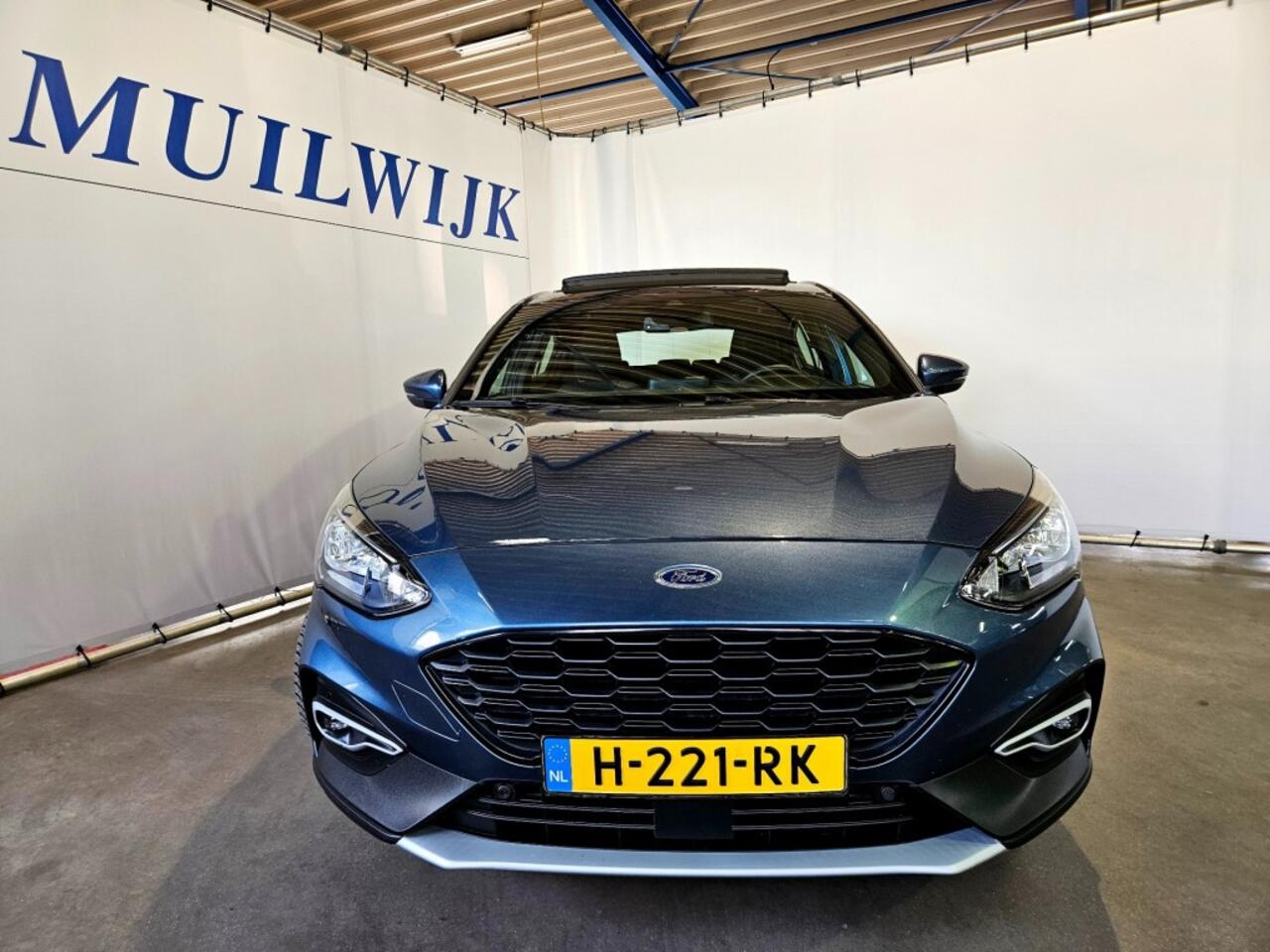 Ford FOCUS 1.0 EcoBoost Active Business / Panoramadak / NL Auto