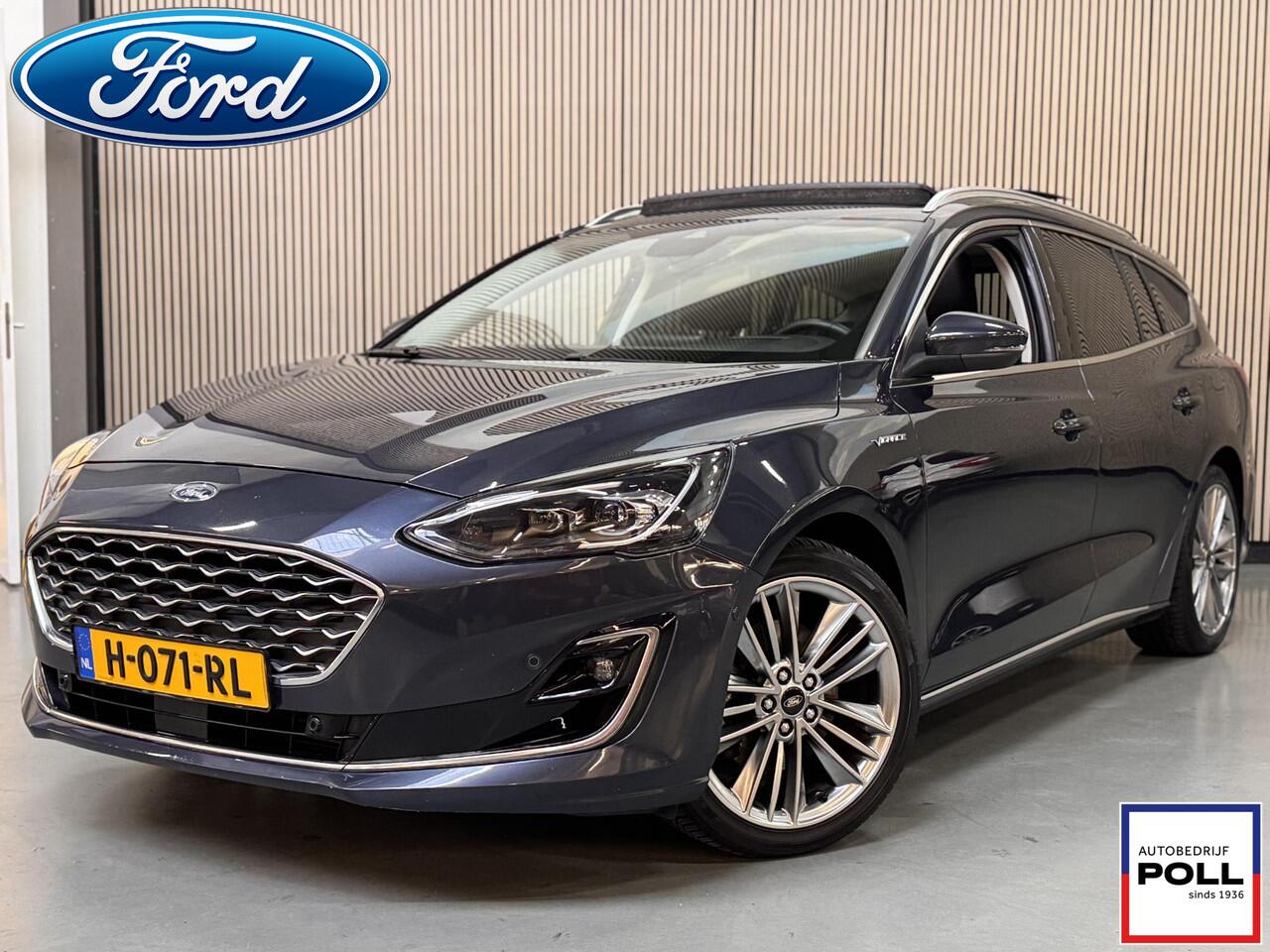 Ford FOCUS 125pk Vignale Panoramadak Trekhaak Ad Cruise Winter Parking pack B&O Navi HUD El. Klep Wagon